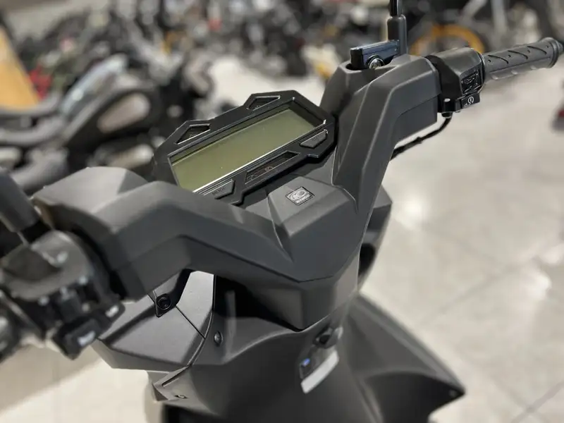 Kymco Super 8 - foto 5