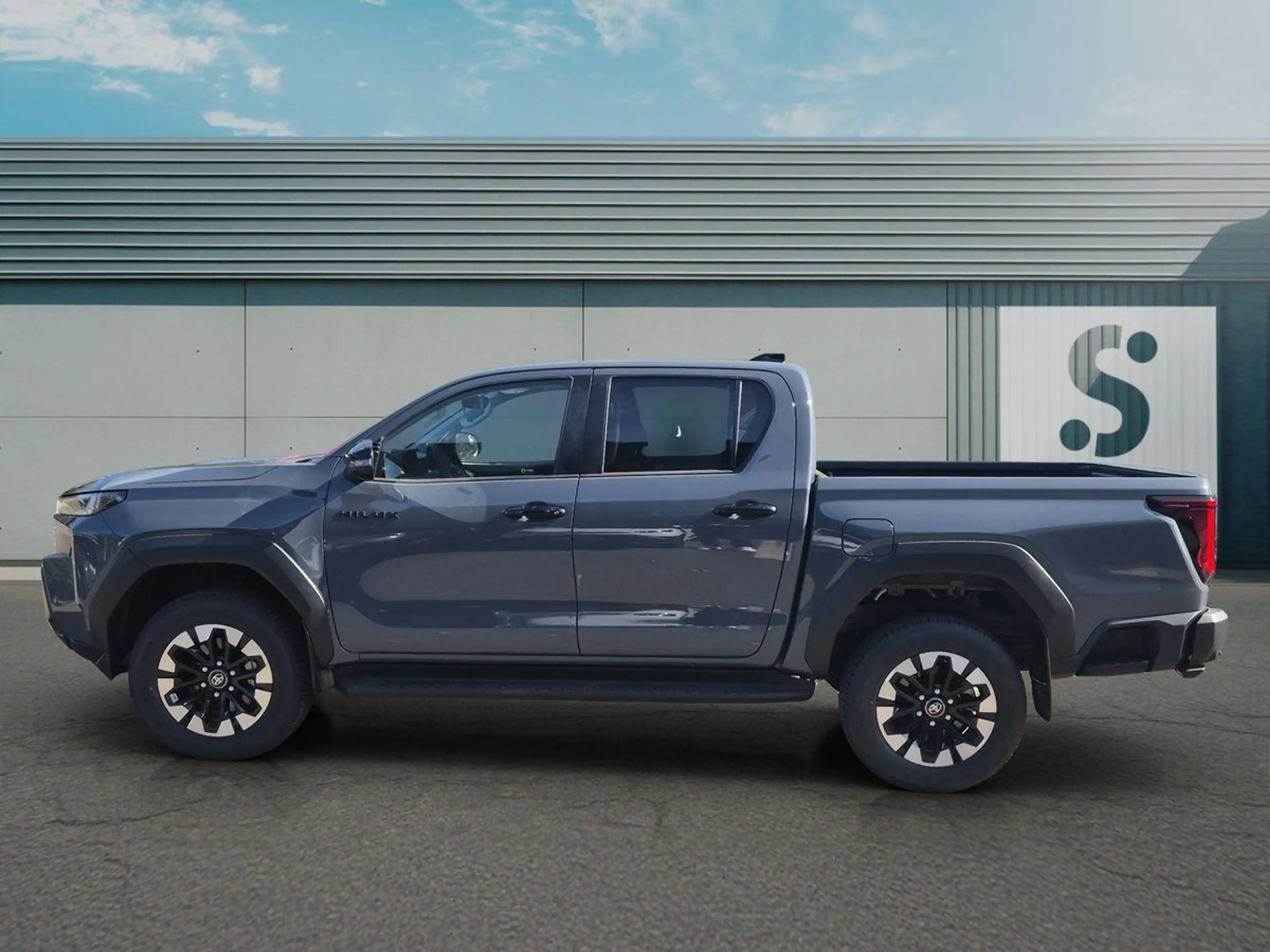 Toyota Hilux NG Hilux Double Cab 2,8 Mild Hybrid Executive — photo 8