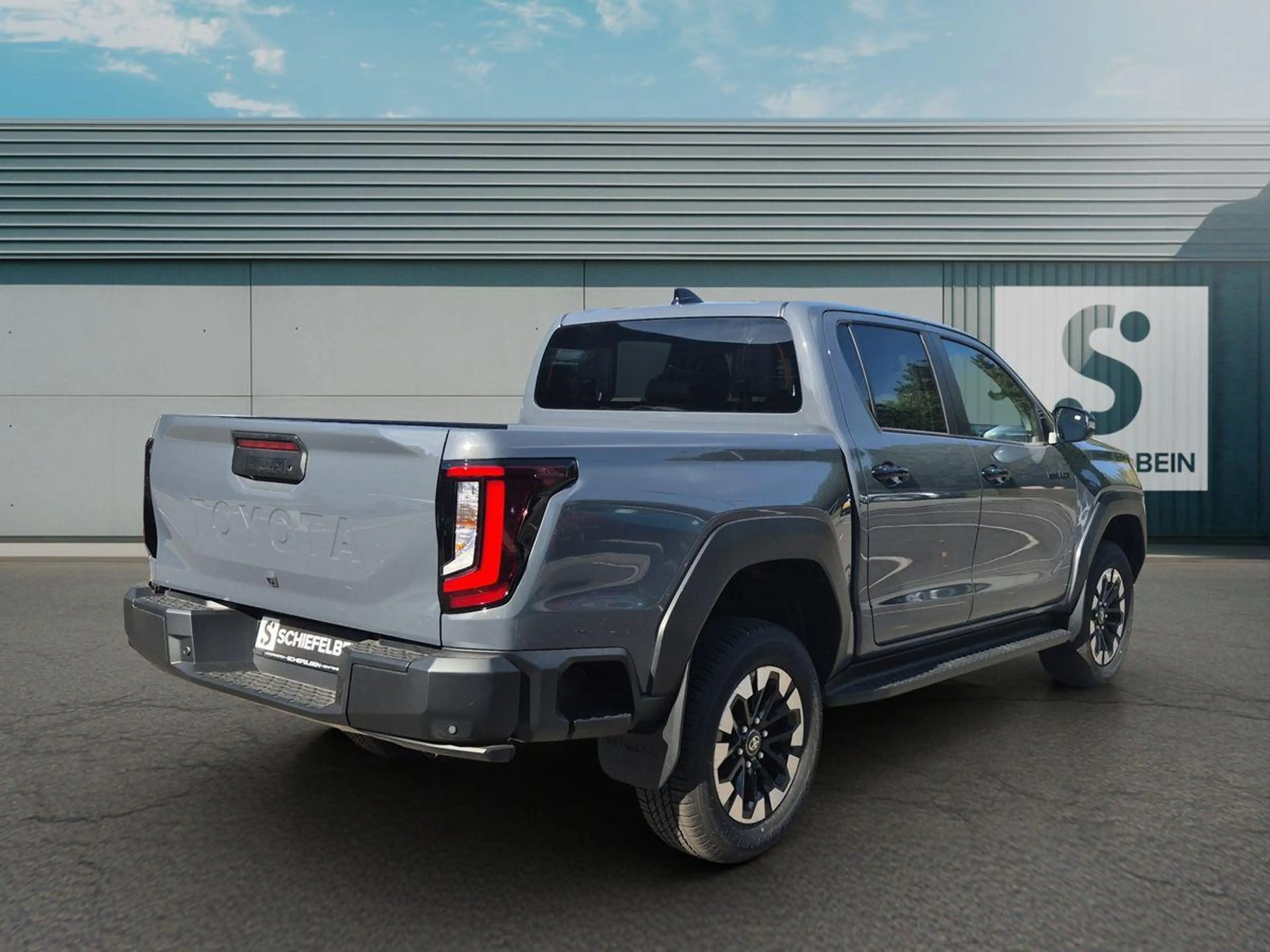 Toyota Hilux NG Hilux Double Cab 2,8 Mild Hybrid Executive — photo 5
