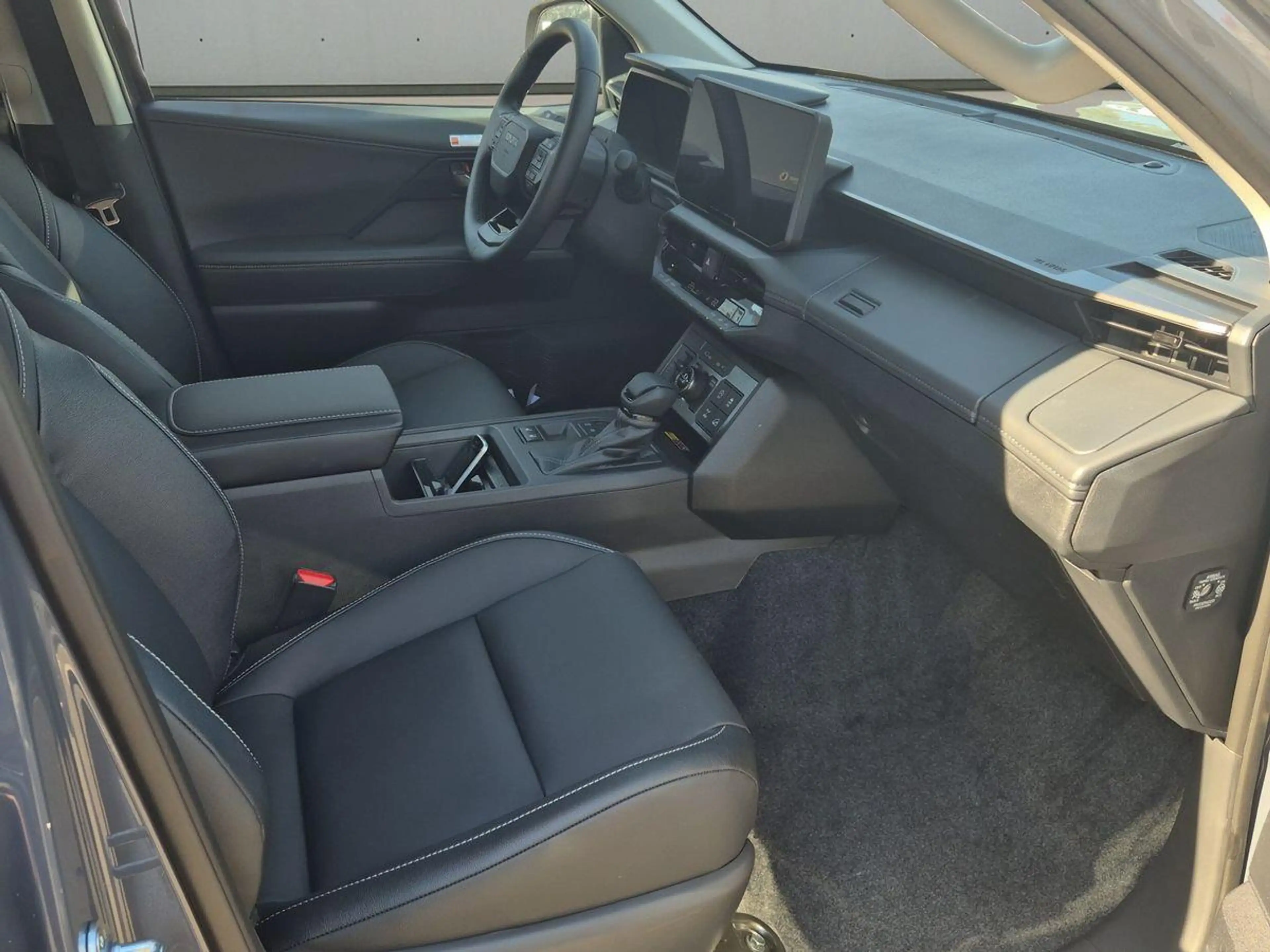 Toyota Hilux NG Hilux Double Cab 2,8 Mild Hybrid Executive — photo 11