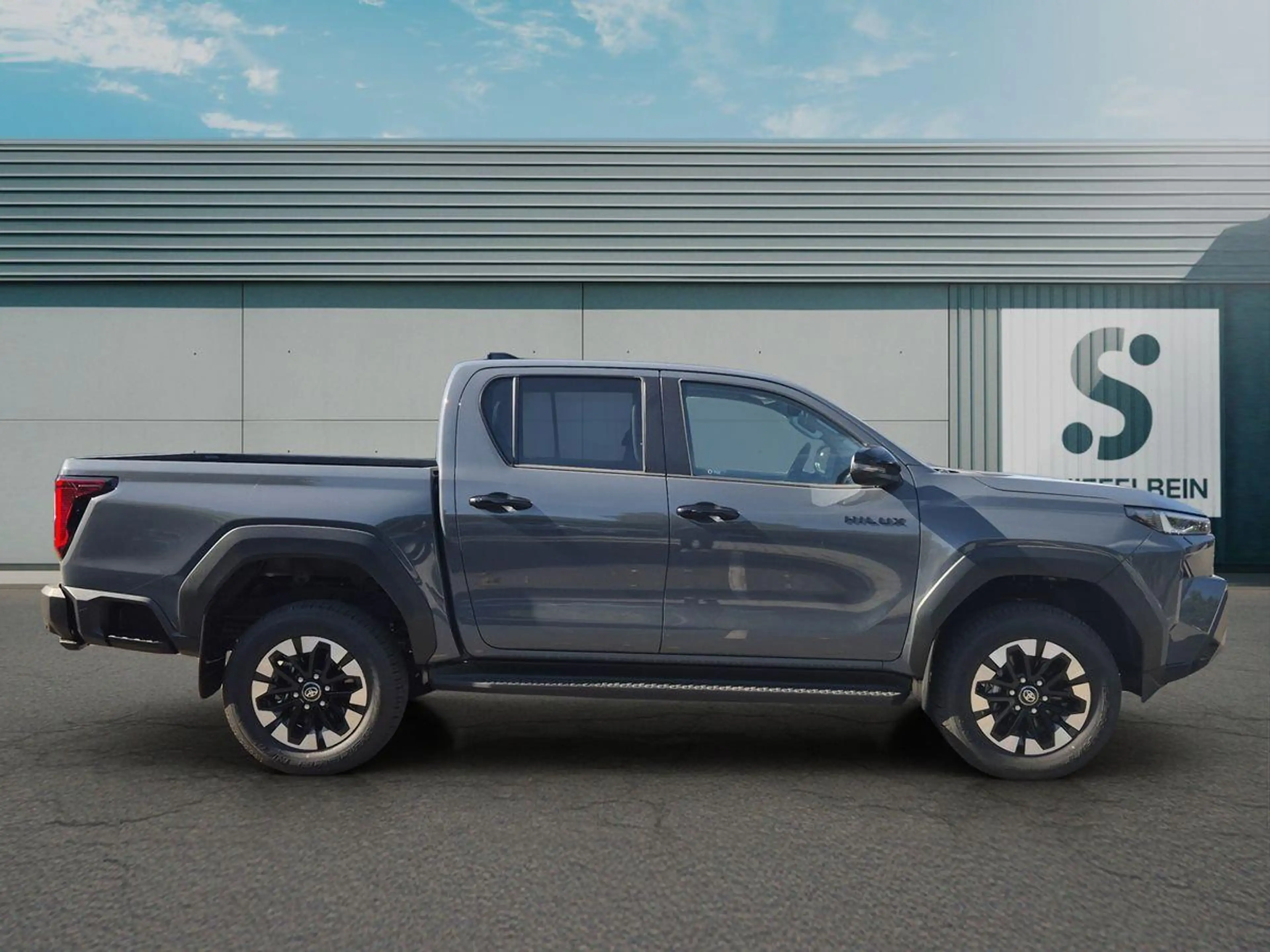 Toyota Hilux NG Hilux Double Cab 2,8 Mild Hybrid Executive — photo 9
