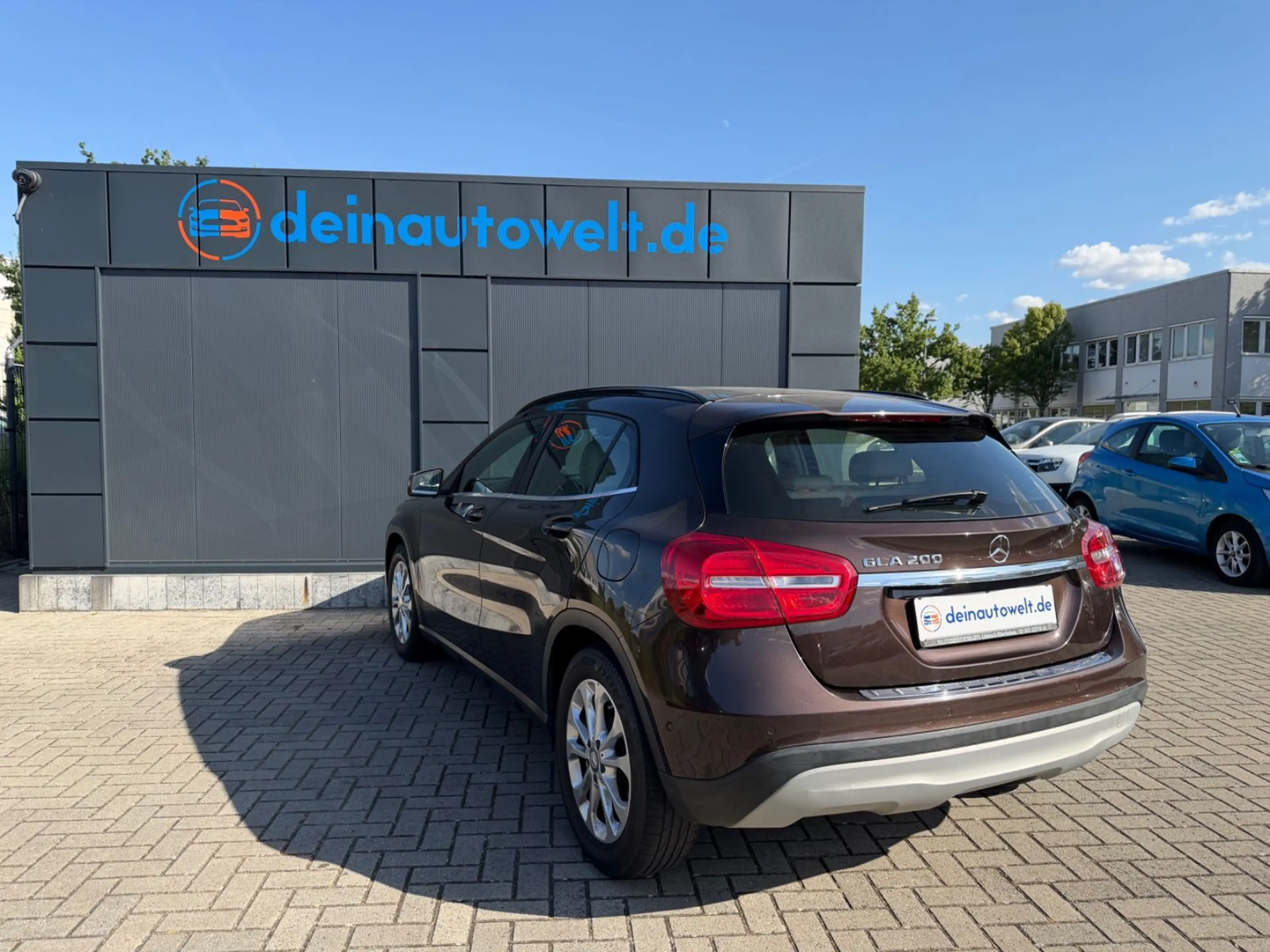 Mercedes-Benz GLA 200 *Navi — photo 6