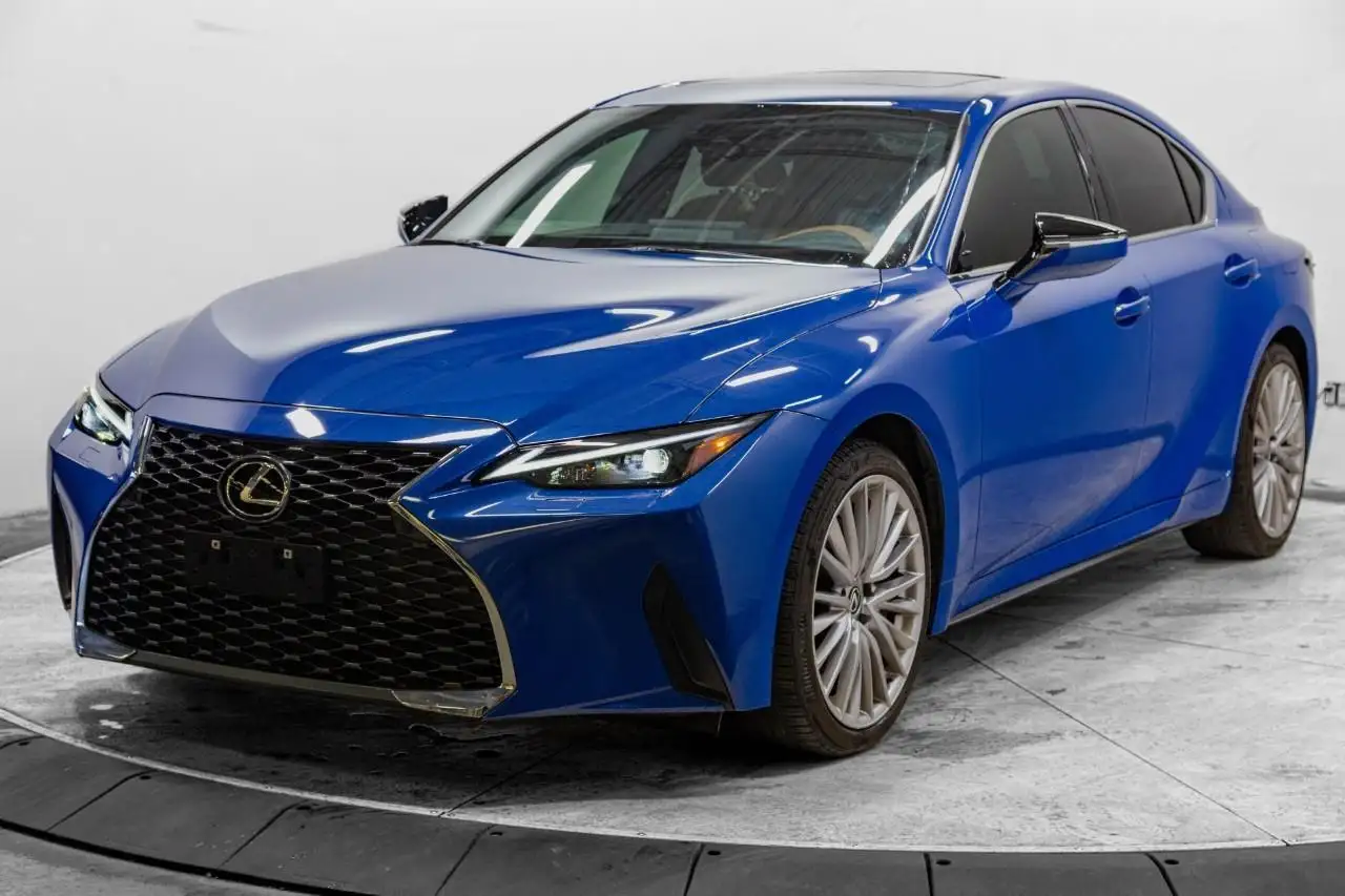 Lexus IS снимка Lexus IS