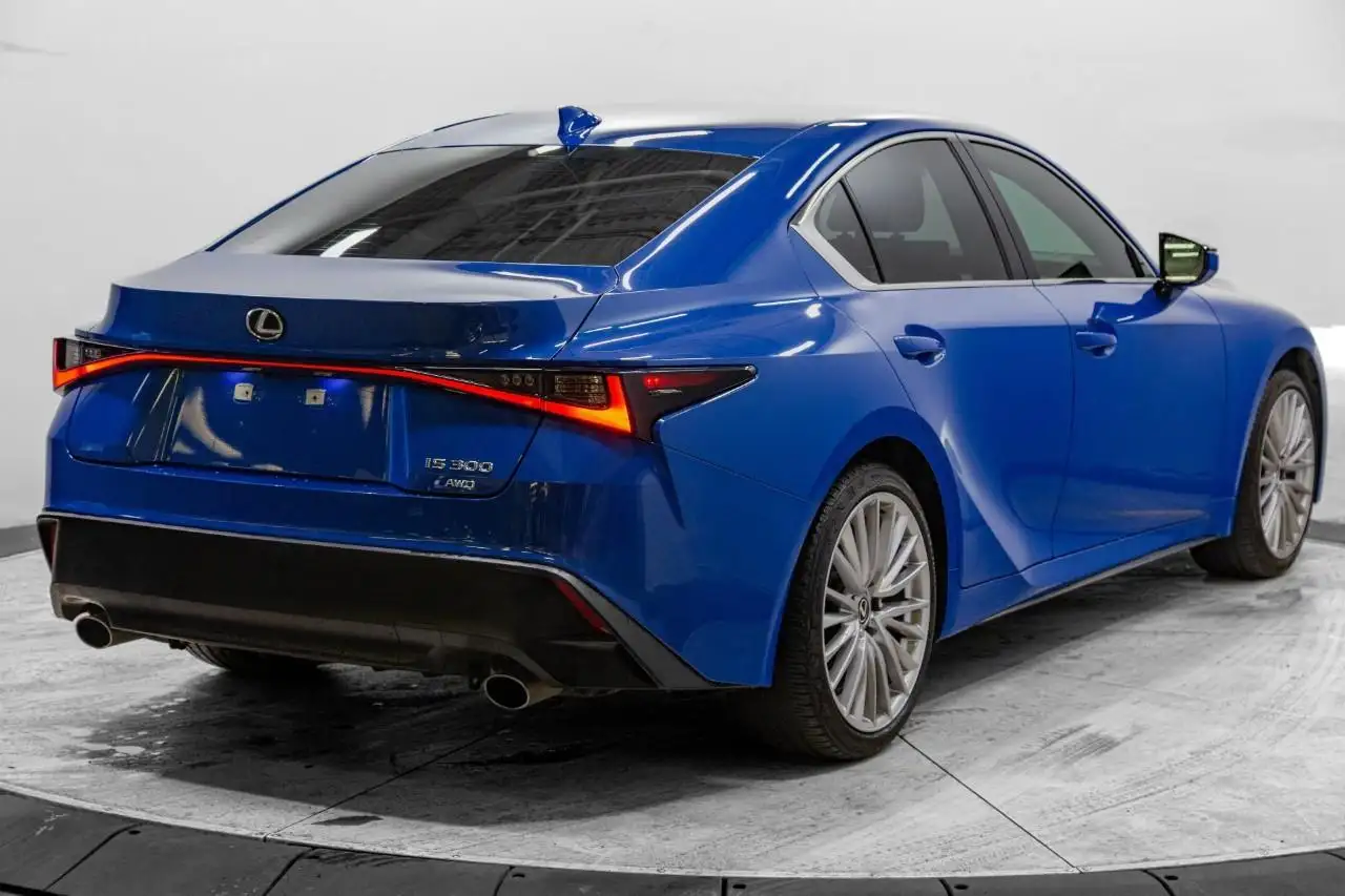 Lexus IS снимка Lexus IS