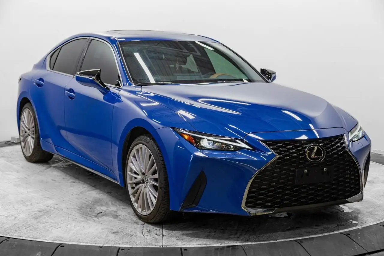 Lexus IS снимка Lexus IS