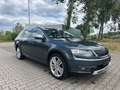 Skoda Octavia Combi Scout 4x4*PANORAMA*1 HAND* Grau - thumbnail 3