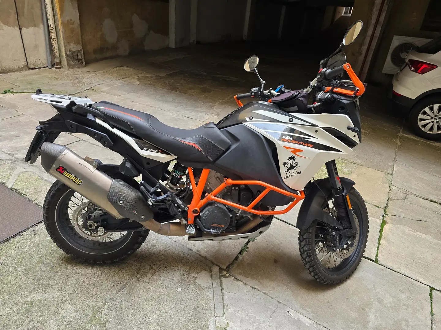 KTM 1090 Adventure R Blanc - 2