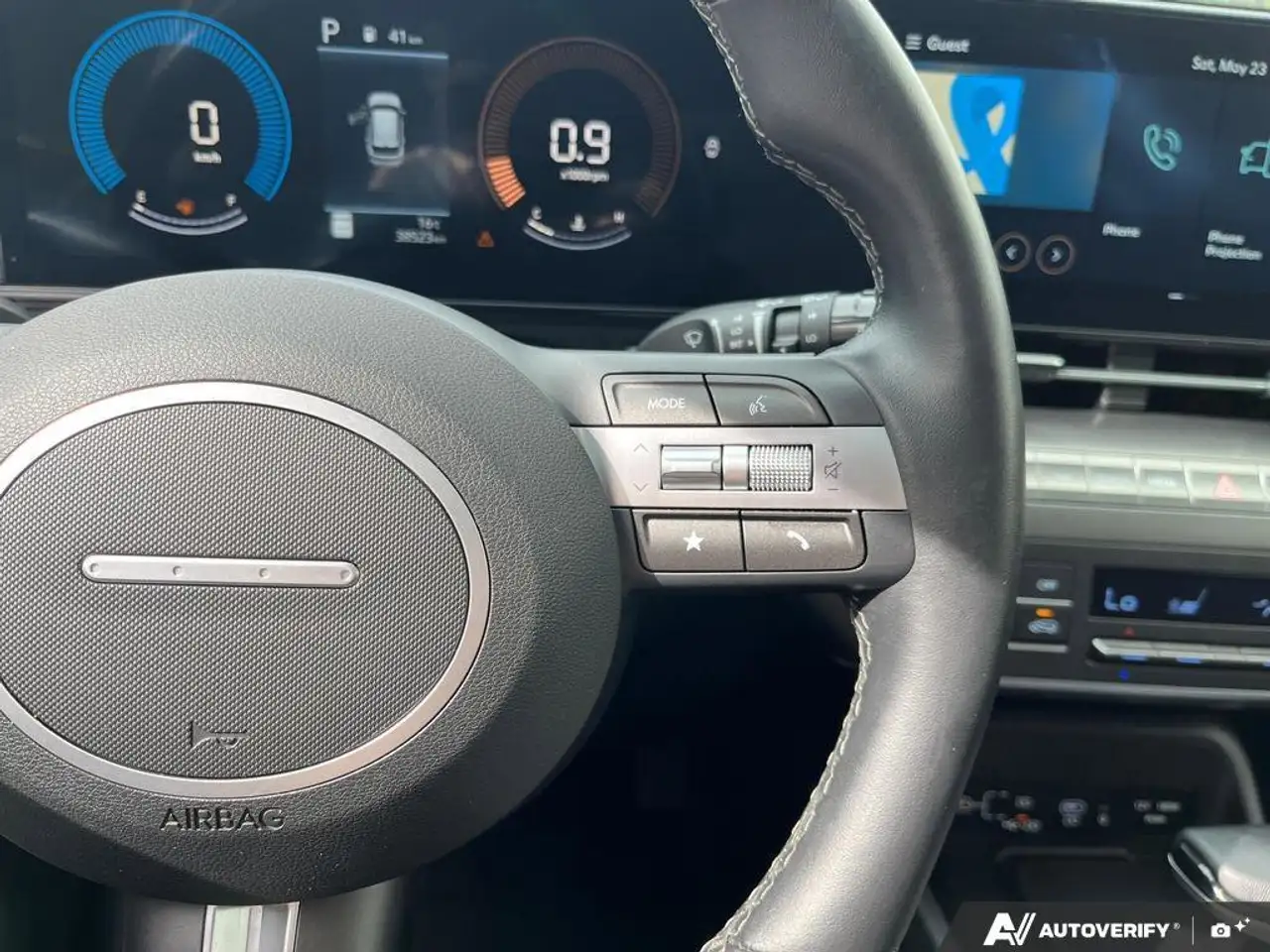 Hyundai KONA снимка Hyundai KONA