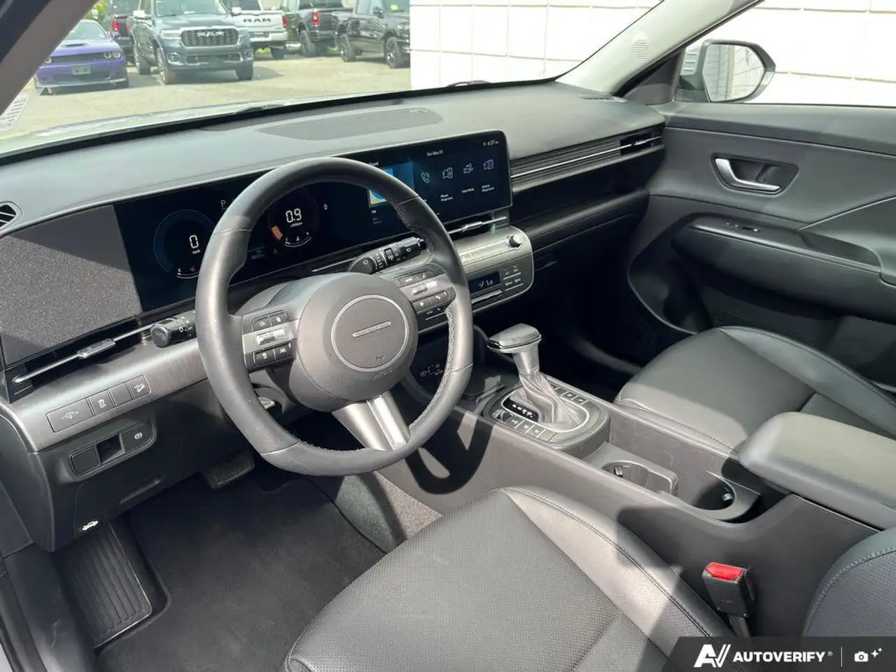 Hyundai KONA снимка Hyundai KONA