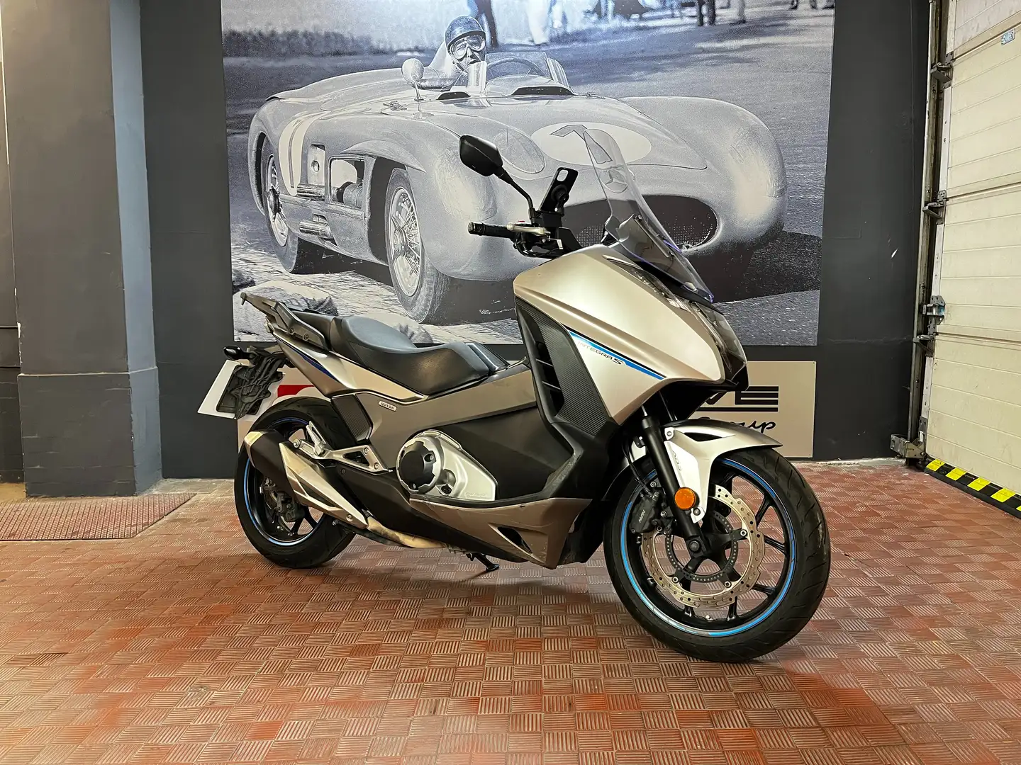 Honda Integra 750 S ABS Argent - 1