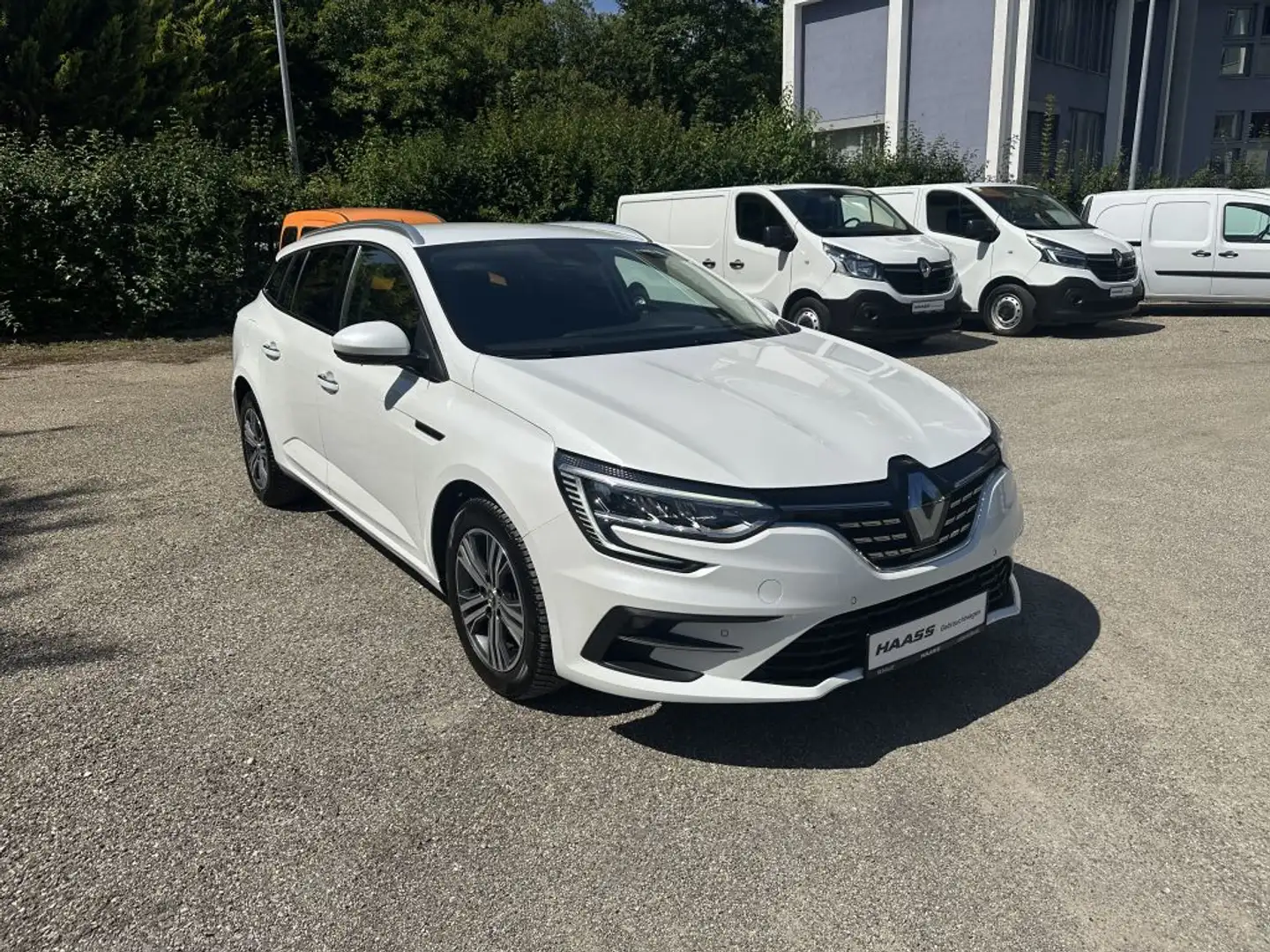 Renault Megane Grandtour TCe 140 Intens Weiß - 2