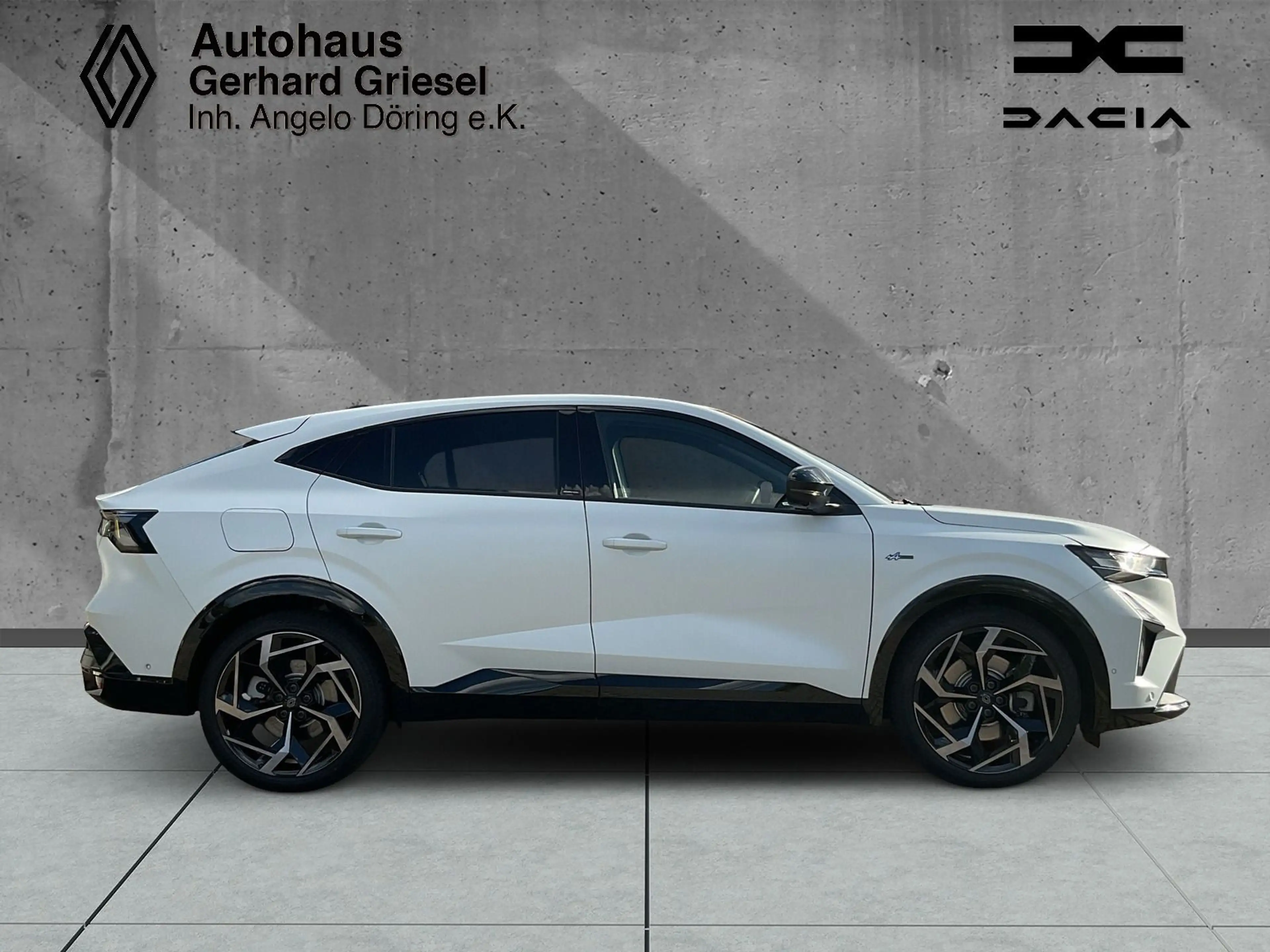 Renault Rafale Atelier Alpine E-Tech Plug-in Hybrid 300 — photo 6