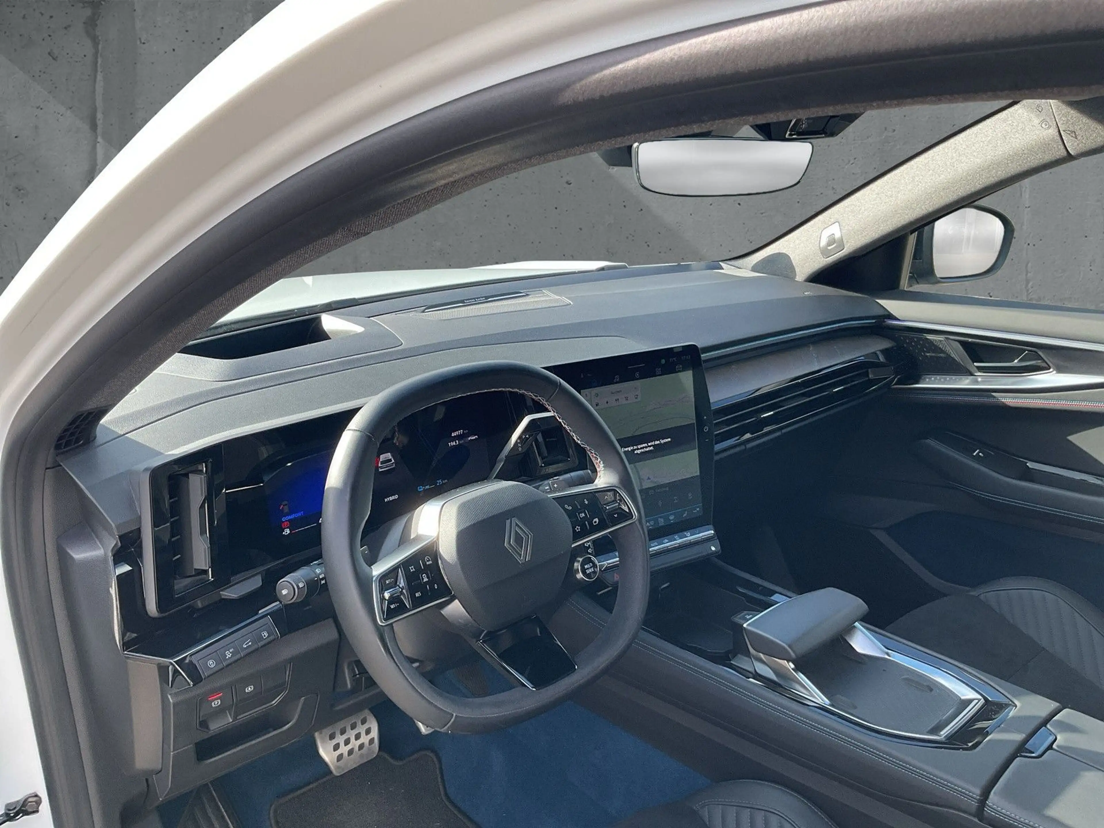 Renault Rafale Atelier Alpine E-Tech Plug-in Hybrid 300 — photo 9
