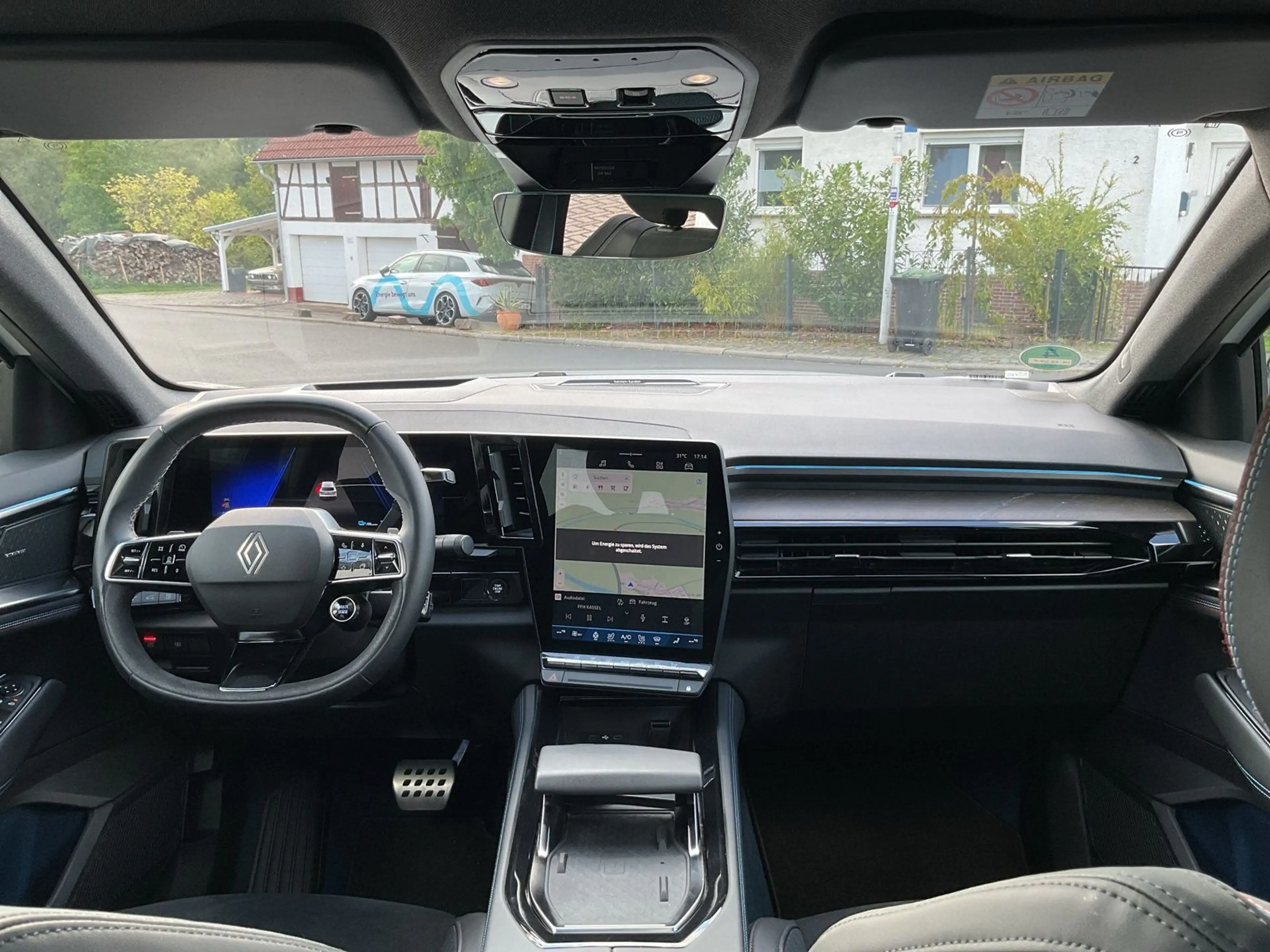 Renault Rafale Atelier Alpine E-Tech Plug-in Hybrid 300 — photo 14