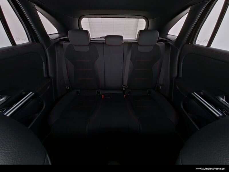 Mercedes-Benz GLA 180