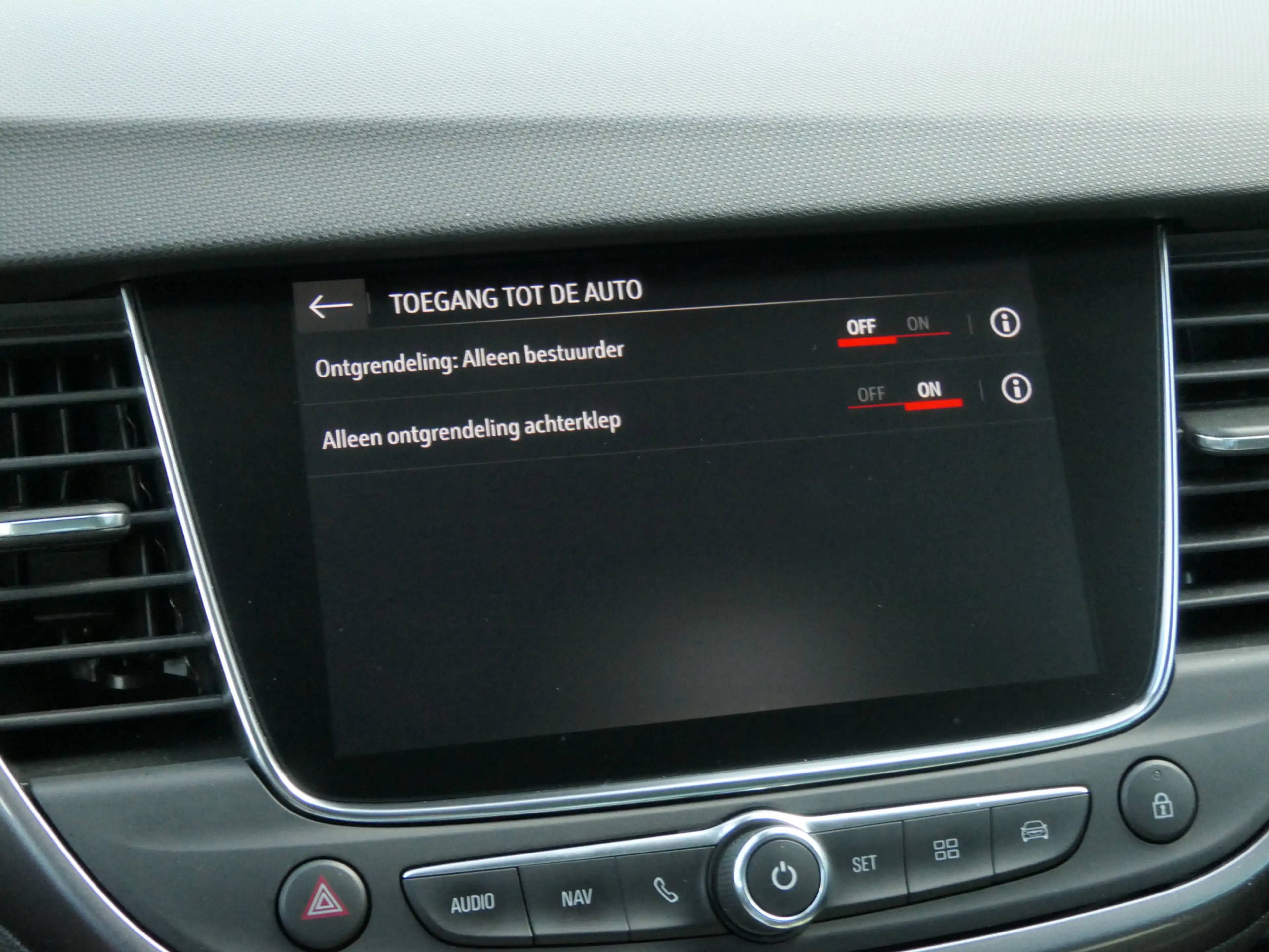 Opel Crossland X 1.2 Turbo Innovation Automaat — photo 31