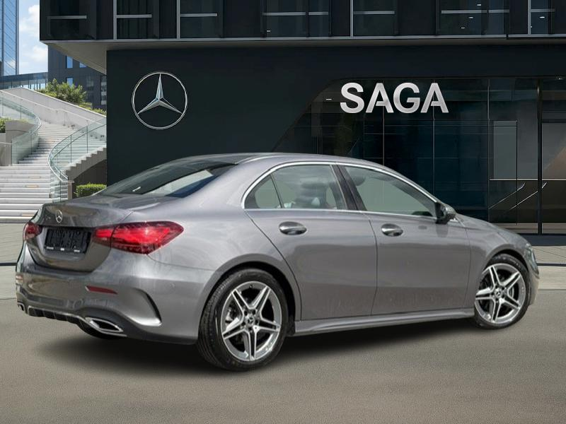 Mercedes-Benz A 180 Berline AMG Line — photo 2