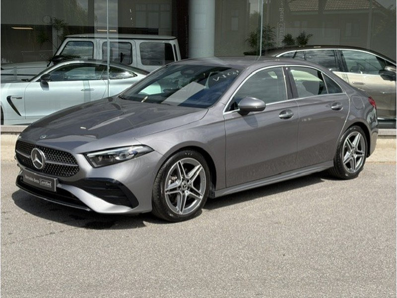 Mercedes-Benz A 180 Berline AMG Line — photo 4