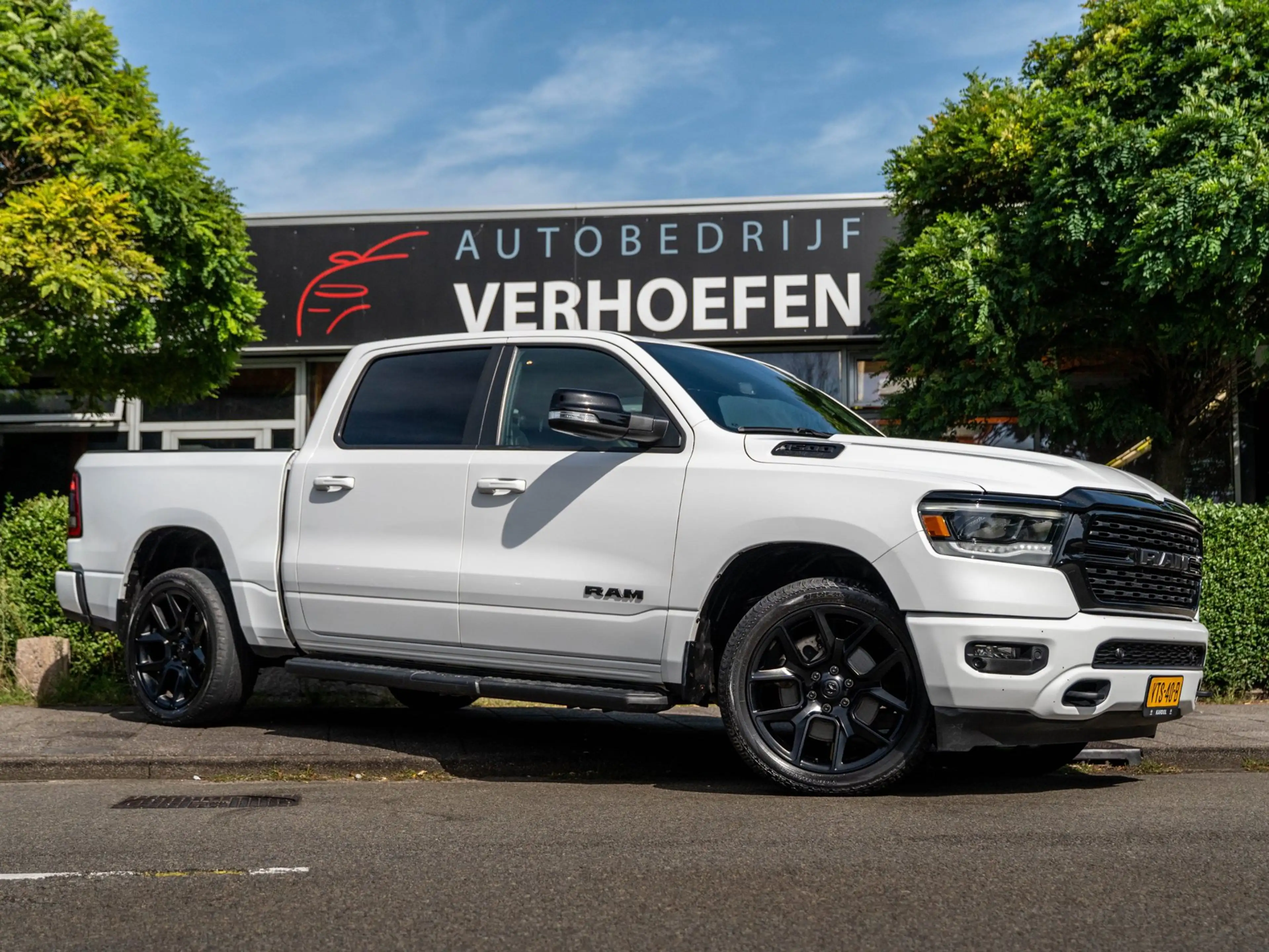 Dodge RAM 1500 5.7 V8 4x4 Crew Cab Big Horn - PARKEER CAMERA — photo 5