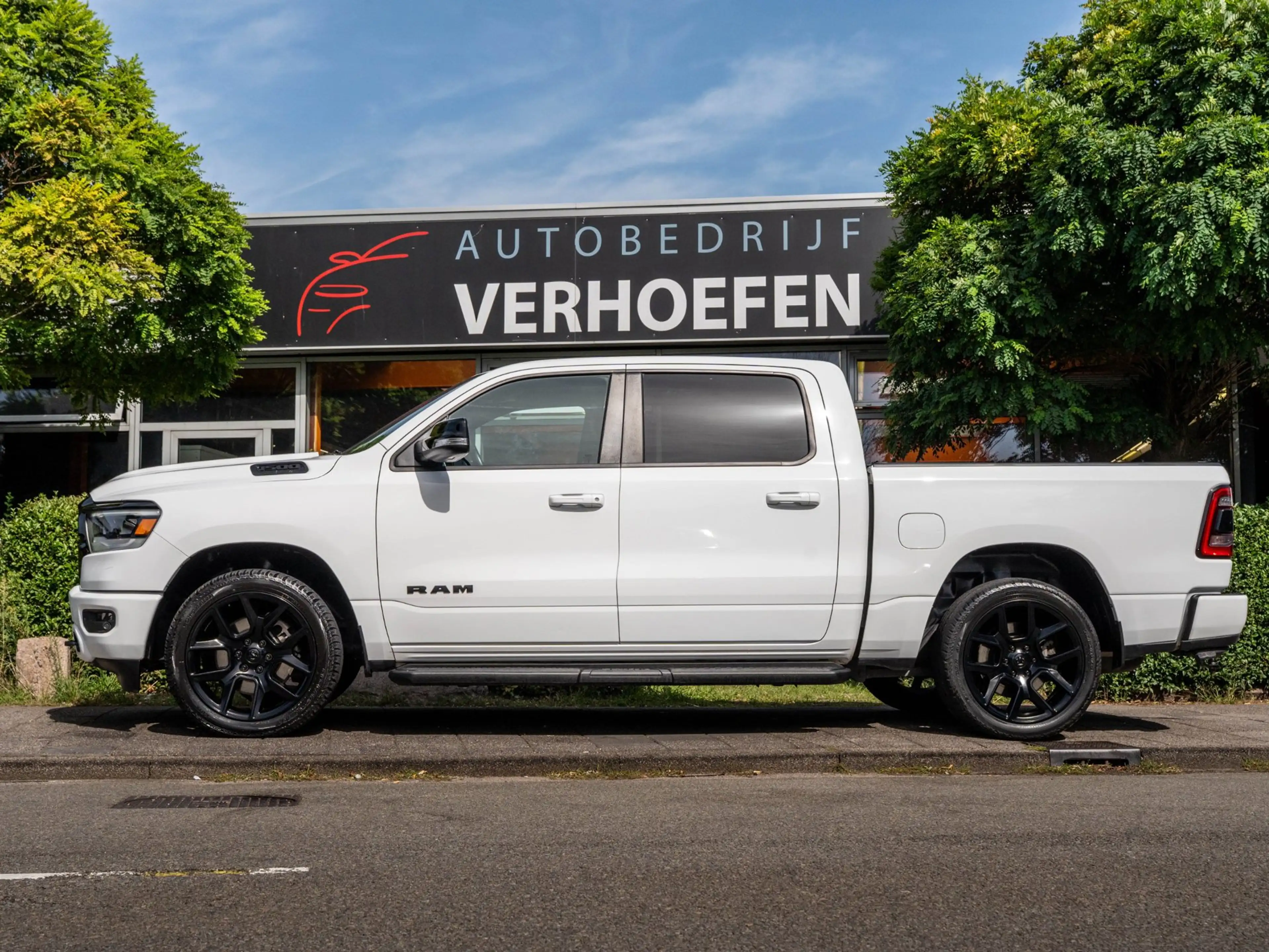 Dodge RAM 1500 5.7 V8 4x4 Crew Cab Big Horn - PARKEER CAMERA — photo 12