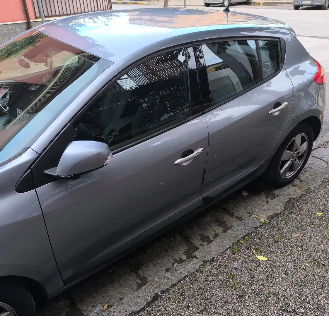 Renault Megane Megane III 20081.5 dci Dynamique 110cv Grigio - 2