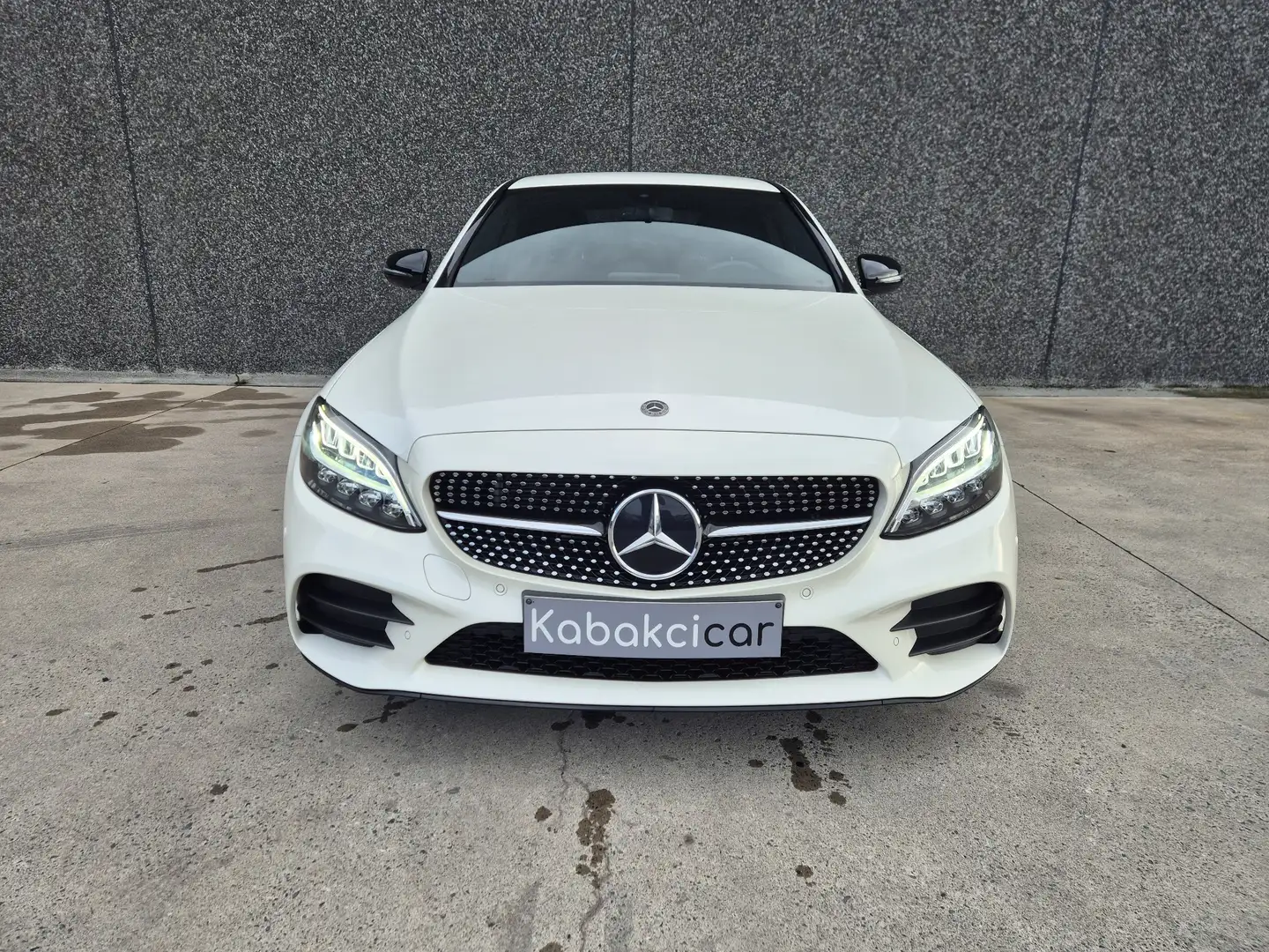 Mercedes-Benz C 180 PACK AMG//GPS/CAMERA//USB/GARANTIE 12M Blanc - 2