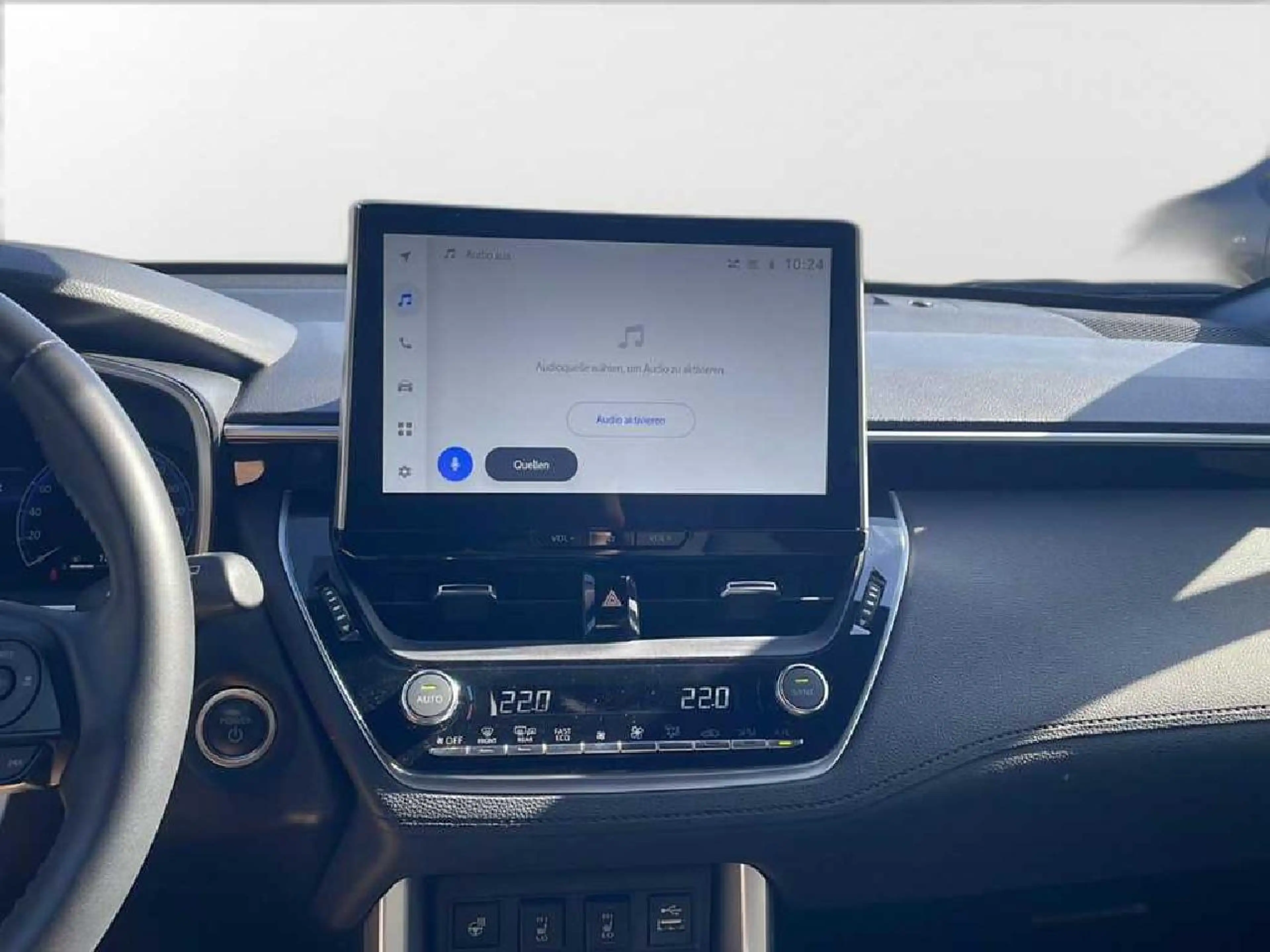 Toyota Corolla Cross Hybrid FWD Team Deutschland — photo 15