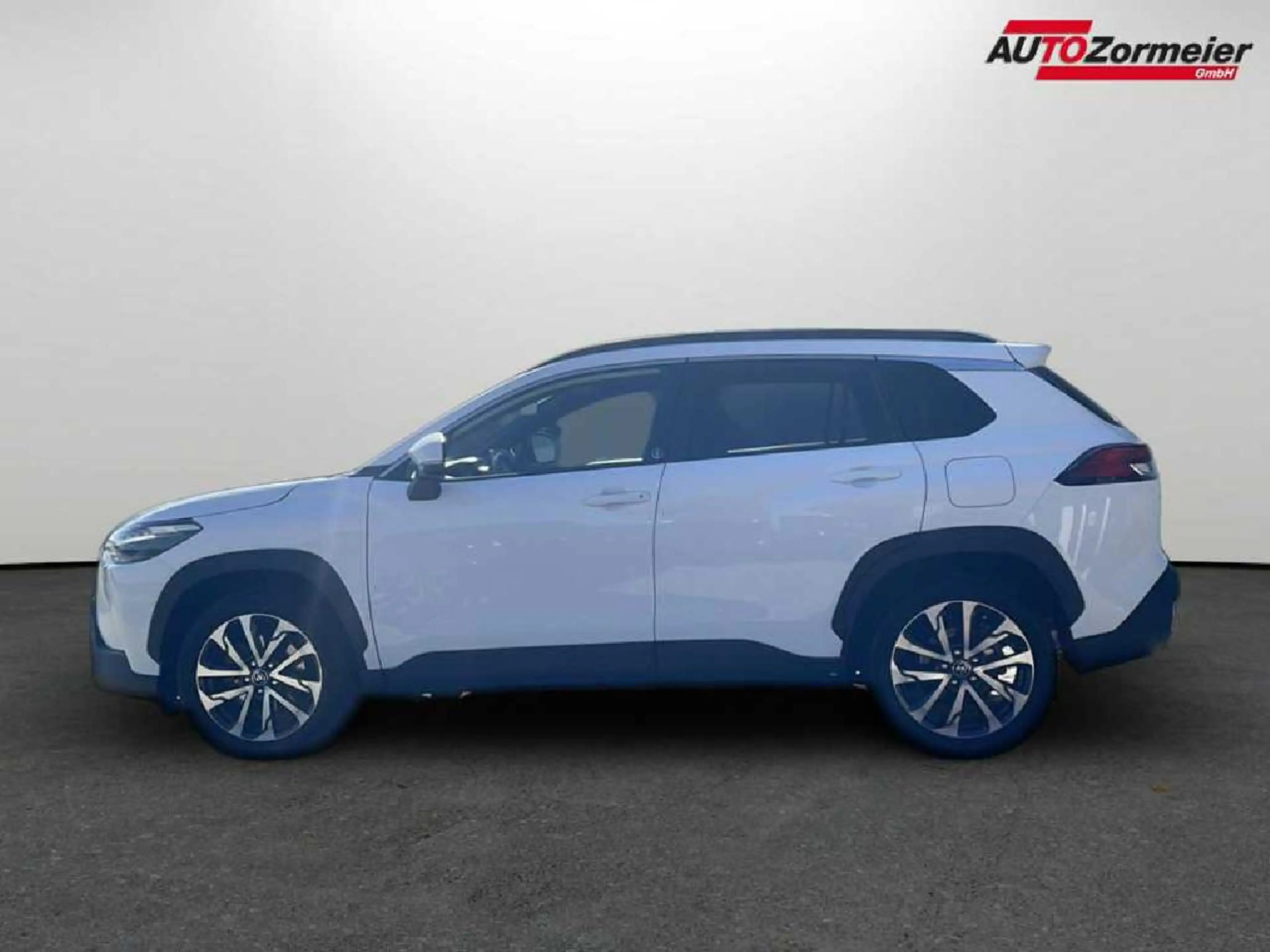 Toyota Corolla Cross Hybrid FWD Team Deutschland — photo 3