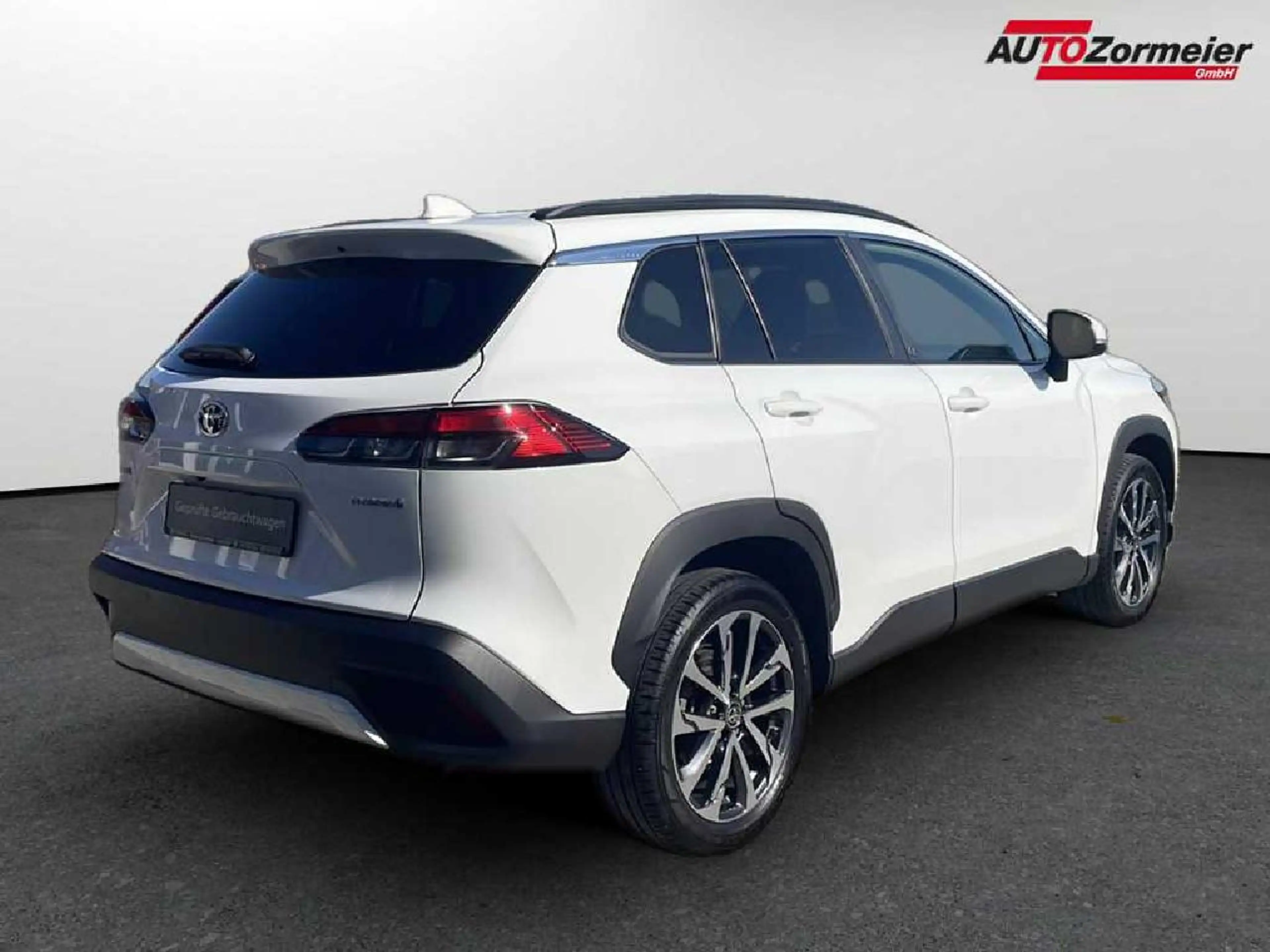 Toyota Corolla Cross Hybrid FWD Team Deutschland — photo 6