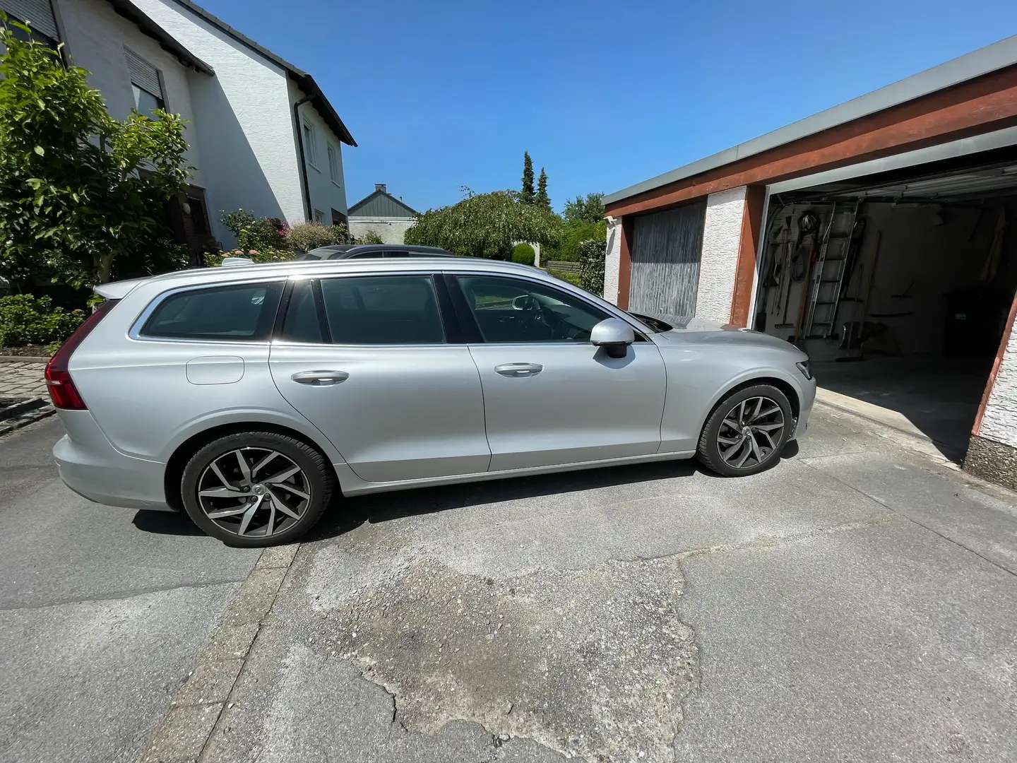 Volvo V60 V60 T4 Geartronic Momentum - 1