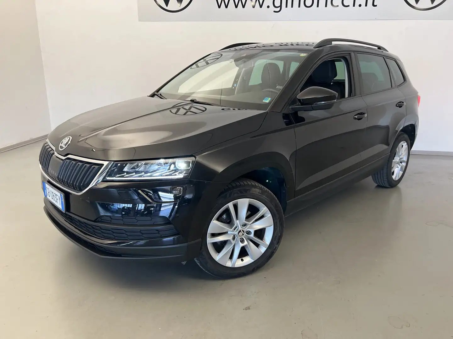 Skoda Karoq 1.6 TDI SCR DSG S-Tech Nero - 2