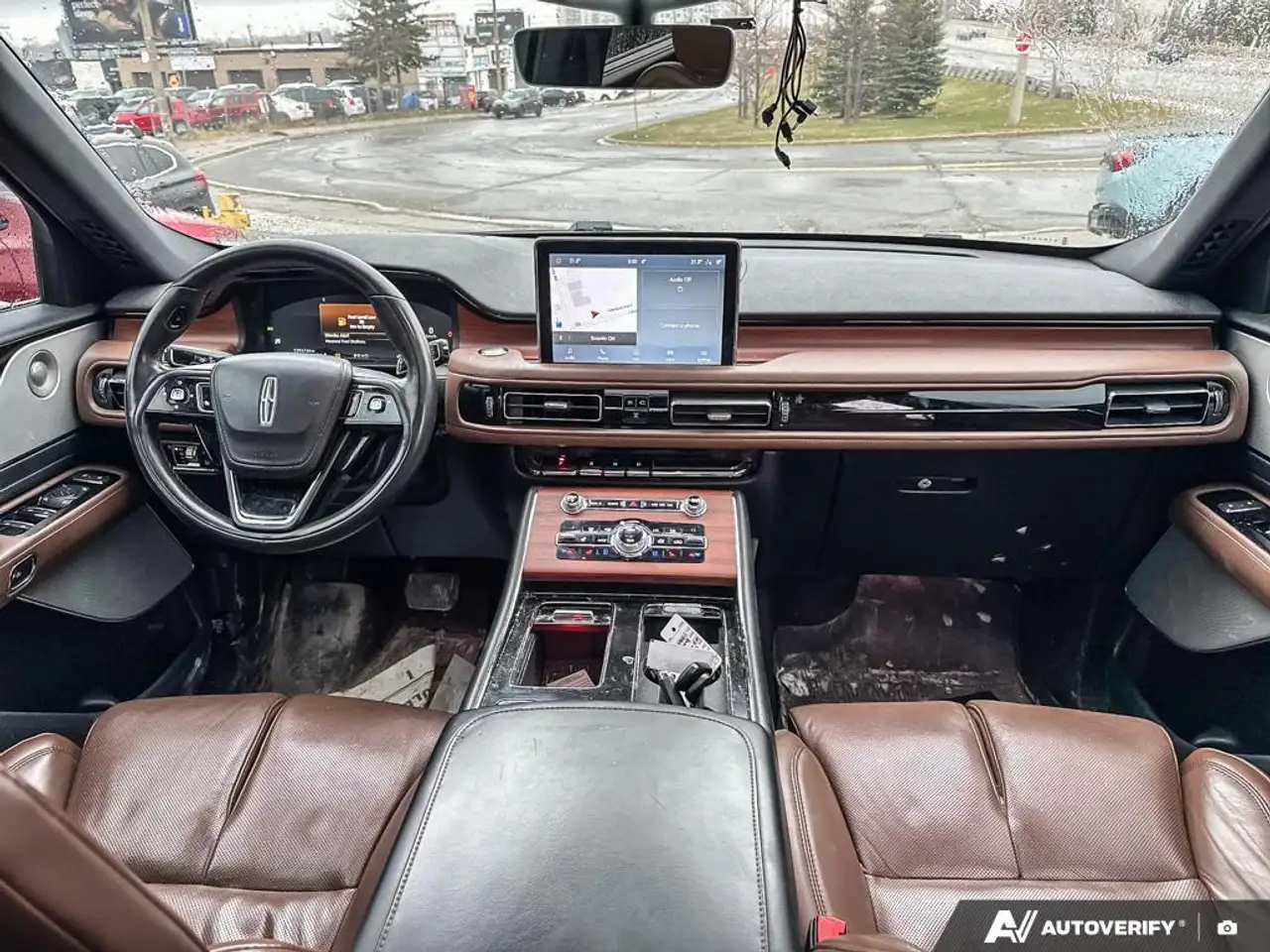 Lincoln Aviator снимка Lincoln Aviator
