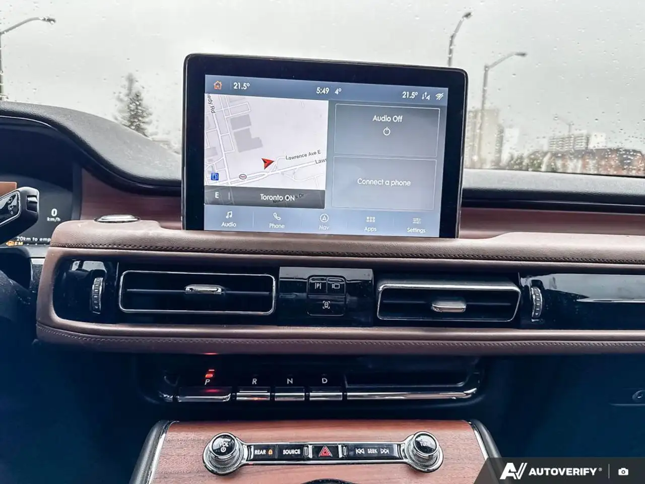 Lincoln Aviator снимка Lincoln Aviator