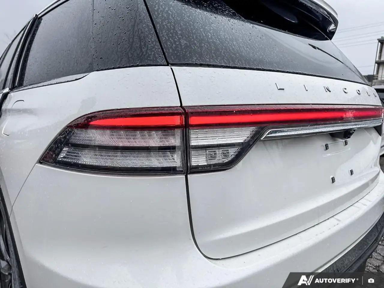 Lincoln Aviator снимка Lincoln Aviator