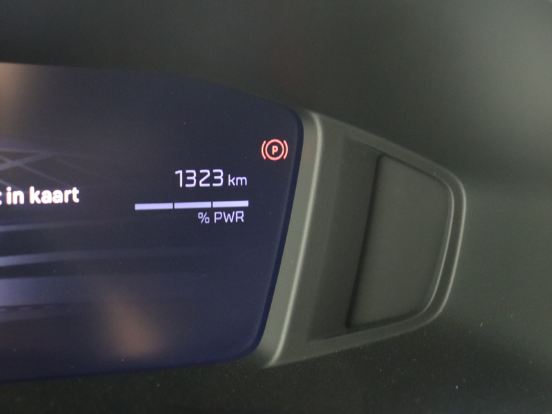 Peugeot e-2008 EV 156PK Allure Avantage 54 kWh Apple Carplay | Ke — photo 9