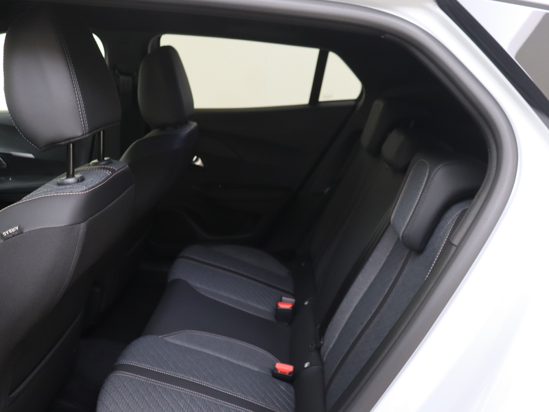 Peugeot e-2008 EV 156PK Allure Avantage 54 kWh Apple Carplay | Ke — photo 12