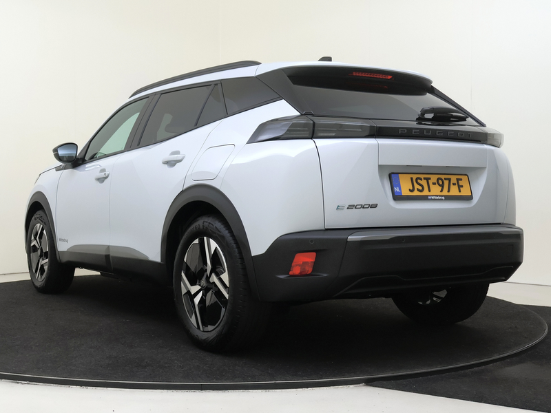 Peugeot e-2008 EV 156PK Allure Avantage 54 kWh Apple Carplay | Ke — photo 4