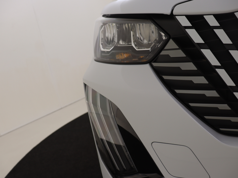 Peugeot e-2008 EV 156PK Allure Avantage 54 kWh Apple Carplay | Ke — photo 13