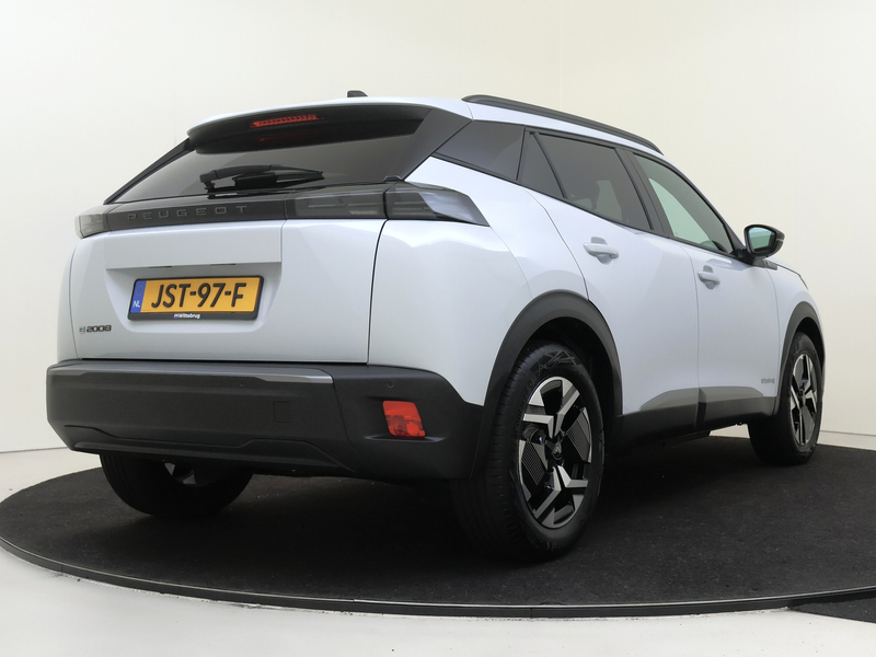Peugeot e-2008 EV 156PK Allure Avantage 54 kWh Apple Carplay | Ke — photo 11
