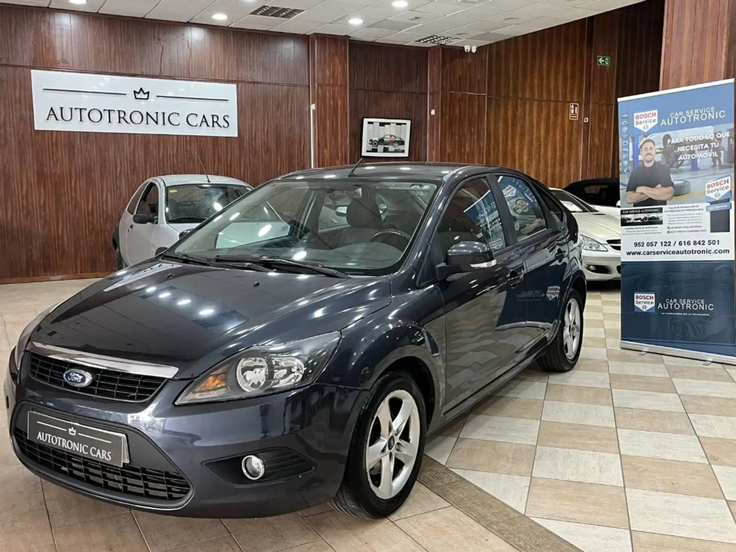 Ford Focus 1.6TDCi Econetic 109 Gris - 1