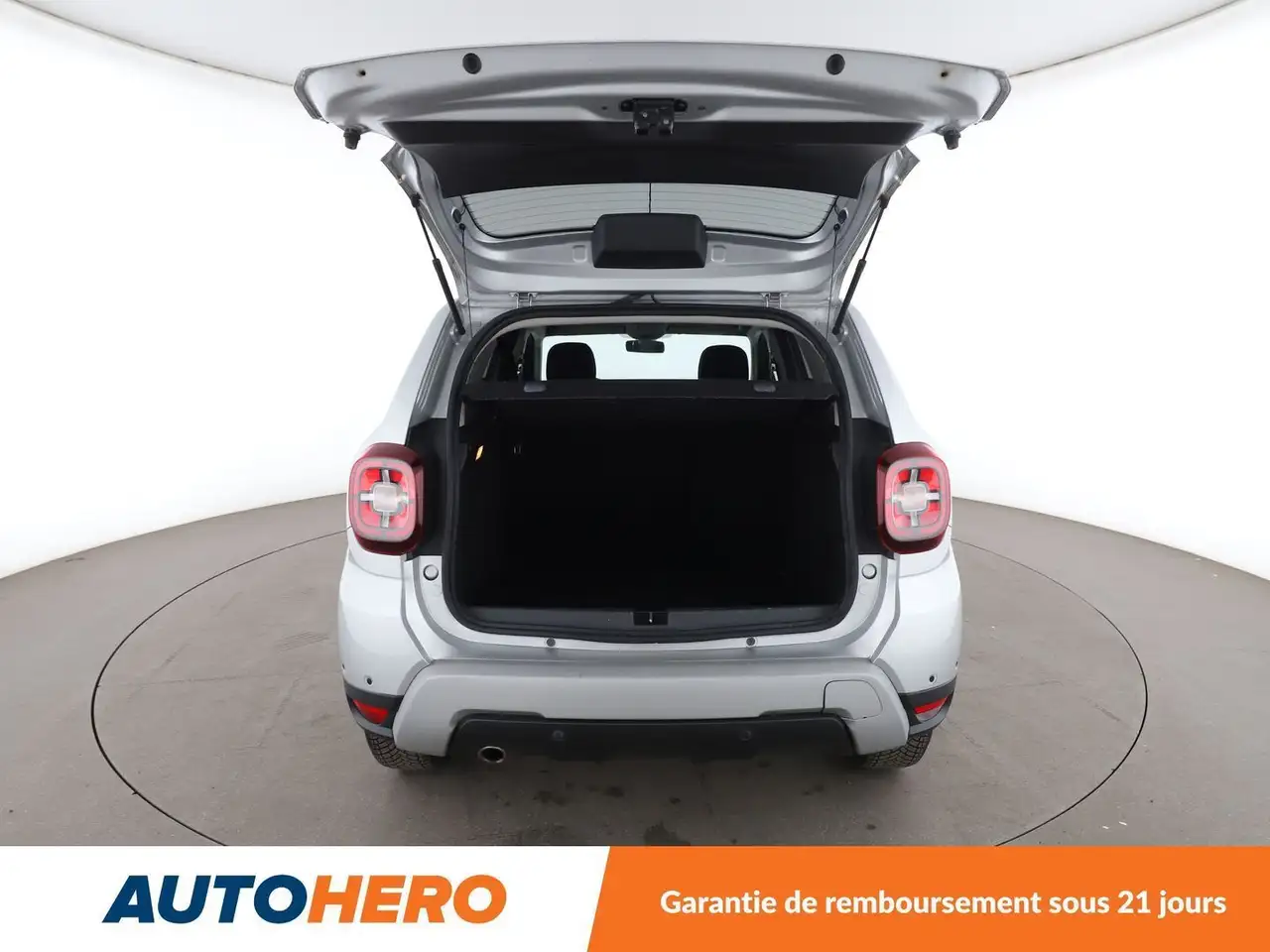 Dacia Duster — photo 16