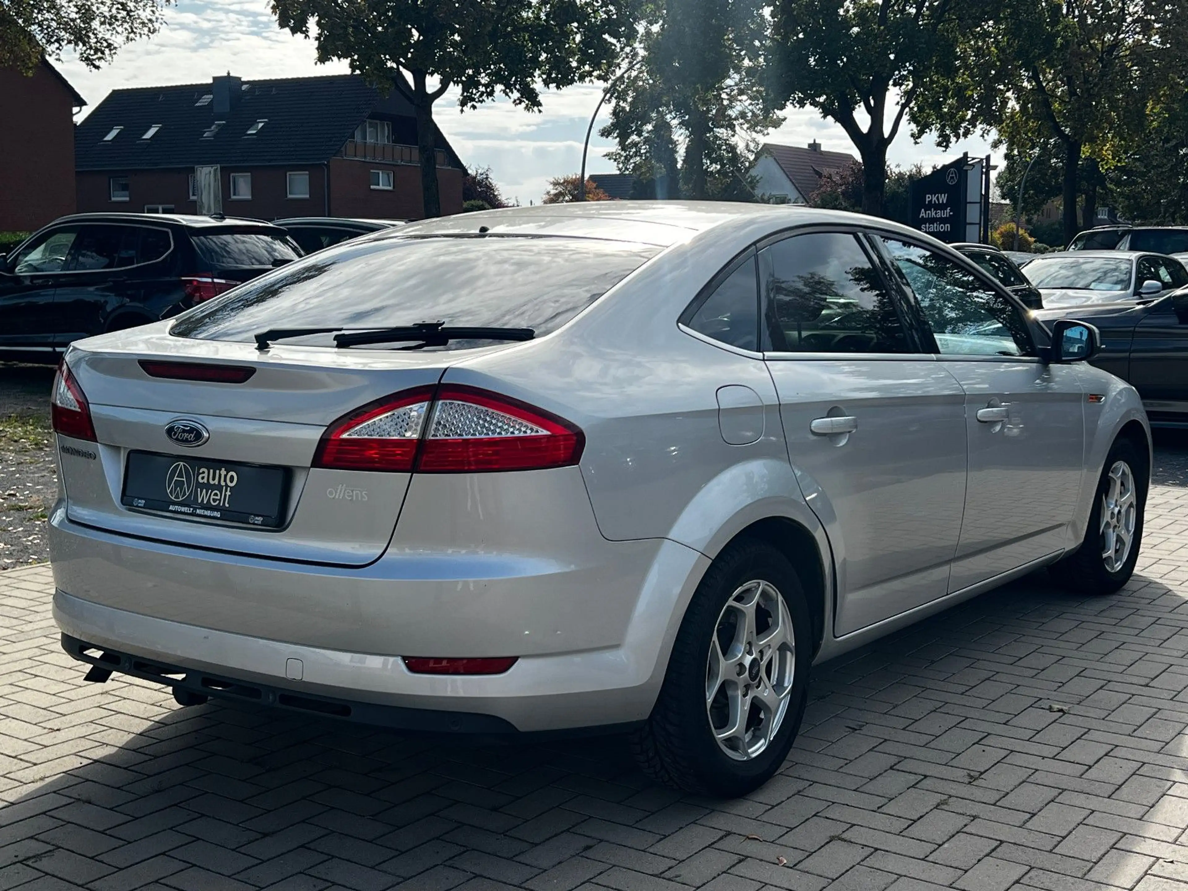 Ford Mondeo Limo 2.0, TÜV neu, Reifen neu, Klima neu — photo 5