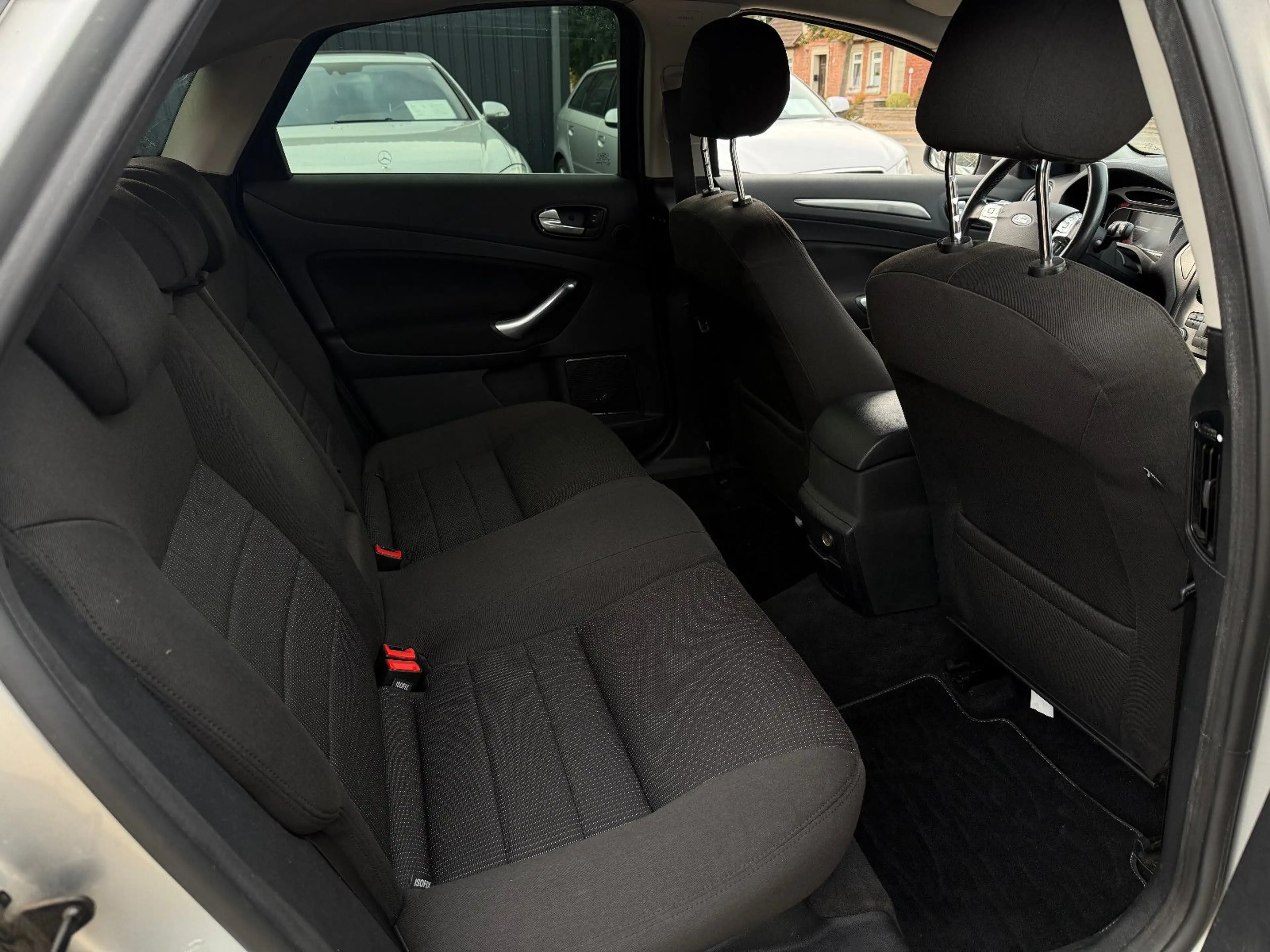 Ford Mondeo Limo 2.0, TÜV neu, Reifen neu, Klima neu — photo 13