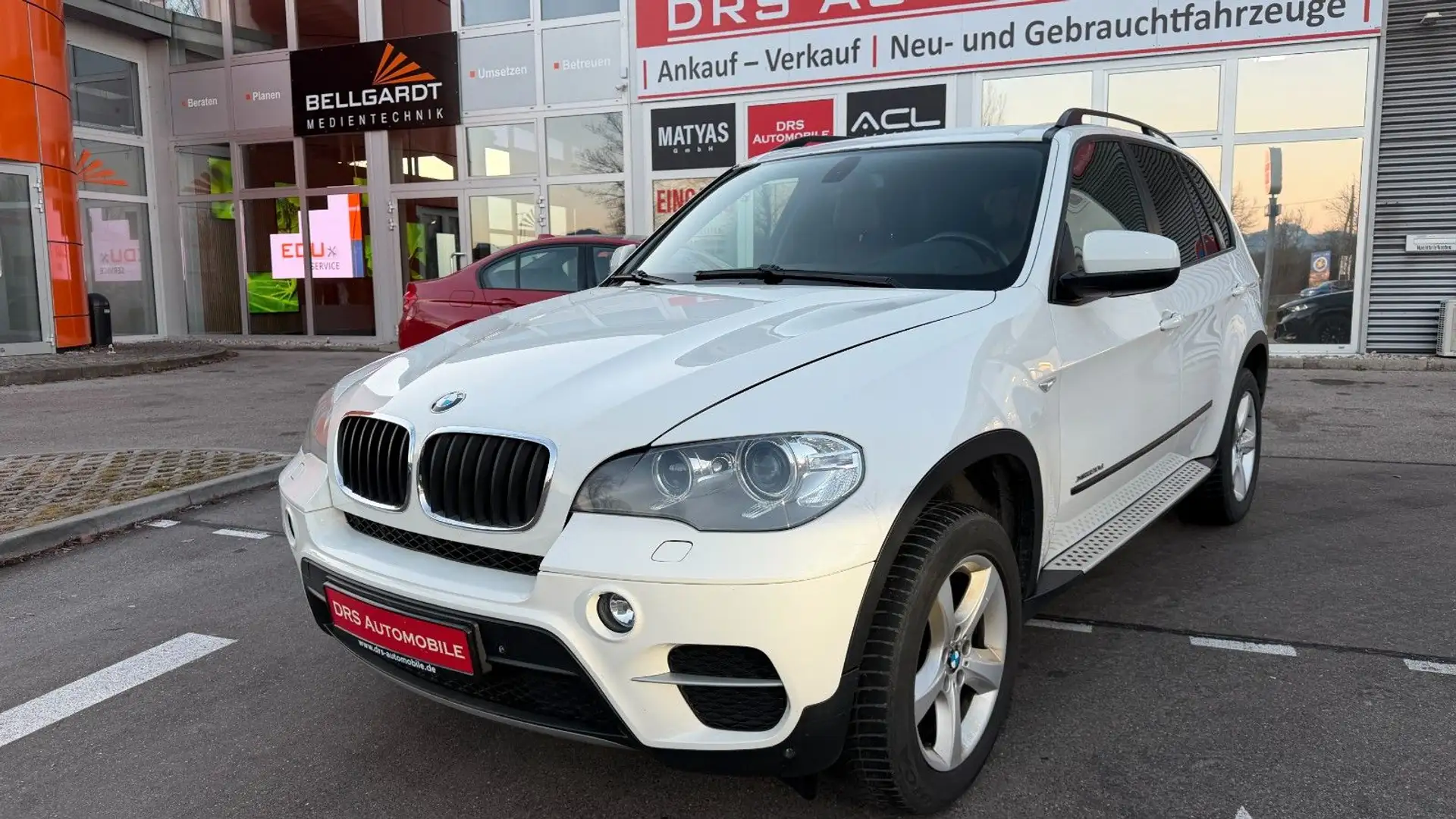 BMW X5 xDrive30d/Leder/Navi/Xenon Weiß - 1