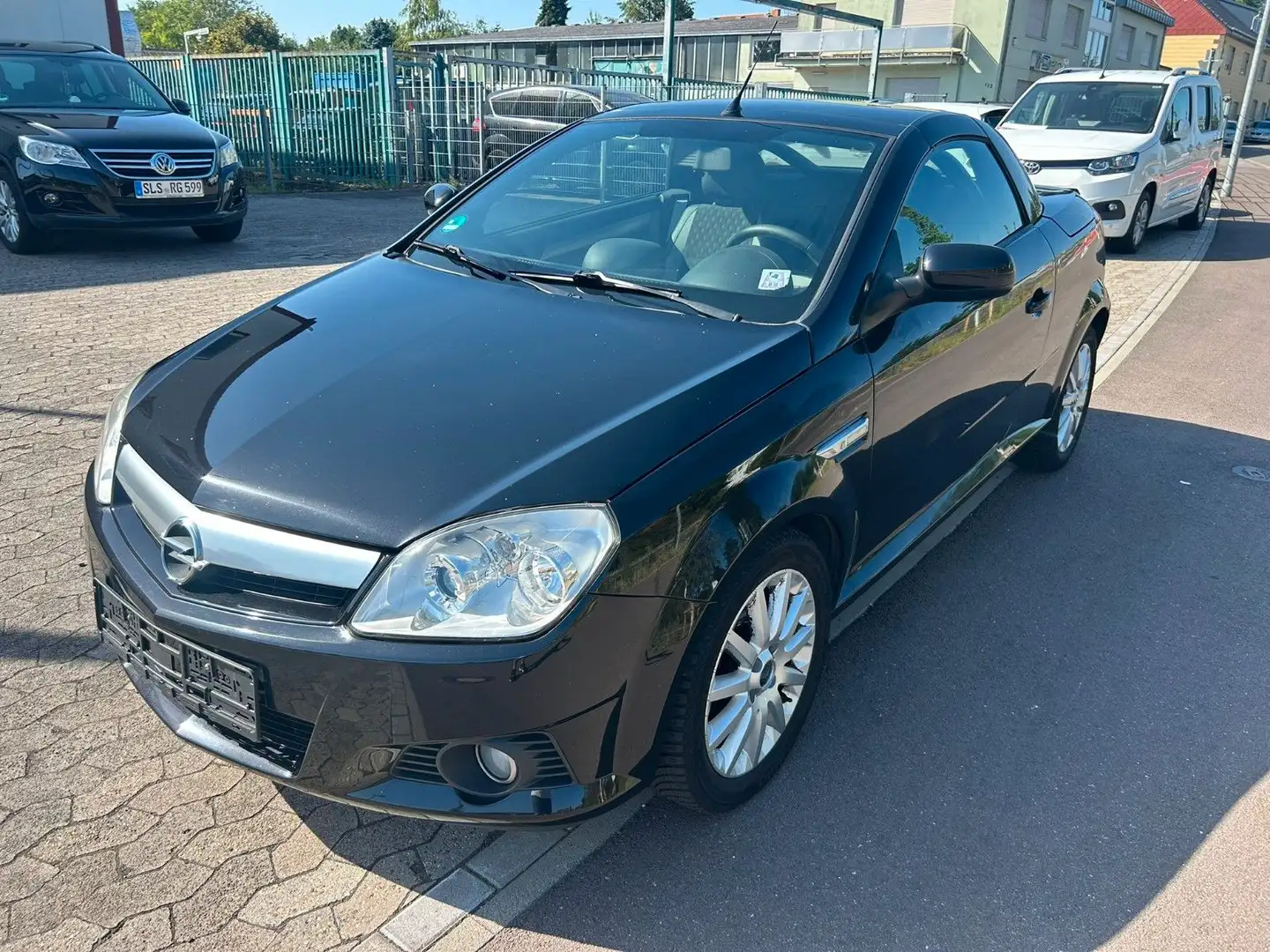 Opel Tigra Cabrio + PDC + SHZ Schwarz - 1