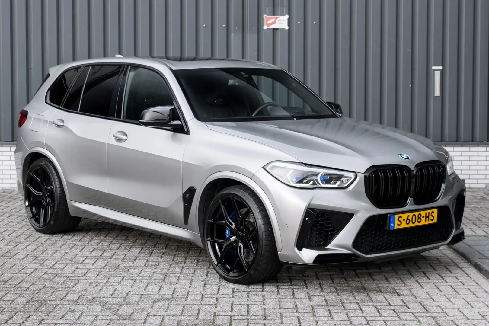 BMW X5 M Competition Grijs - 2
