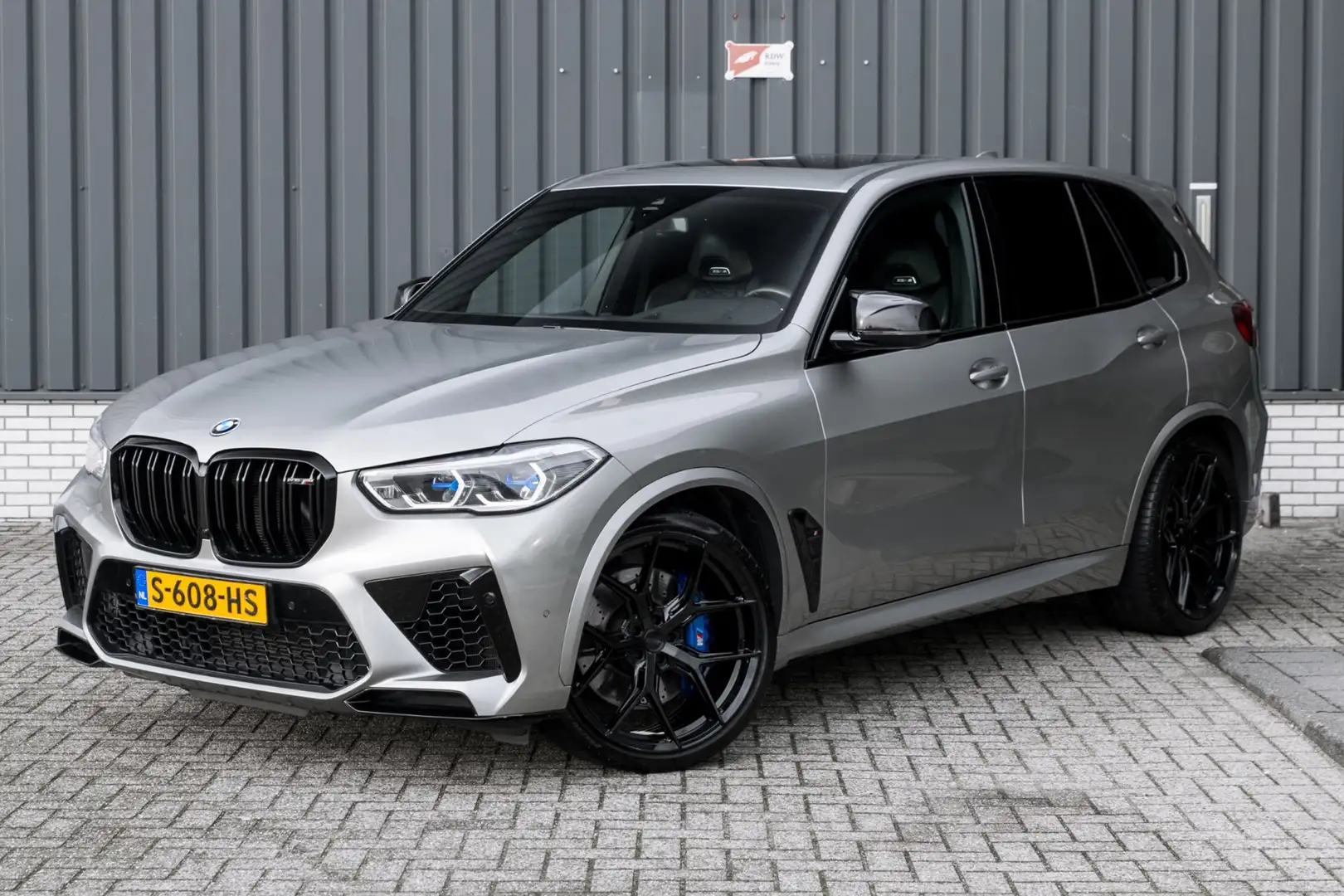 BMW X5 M Competition Grijs - 1
