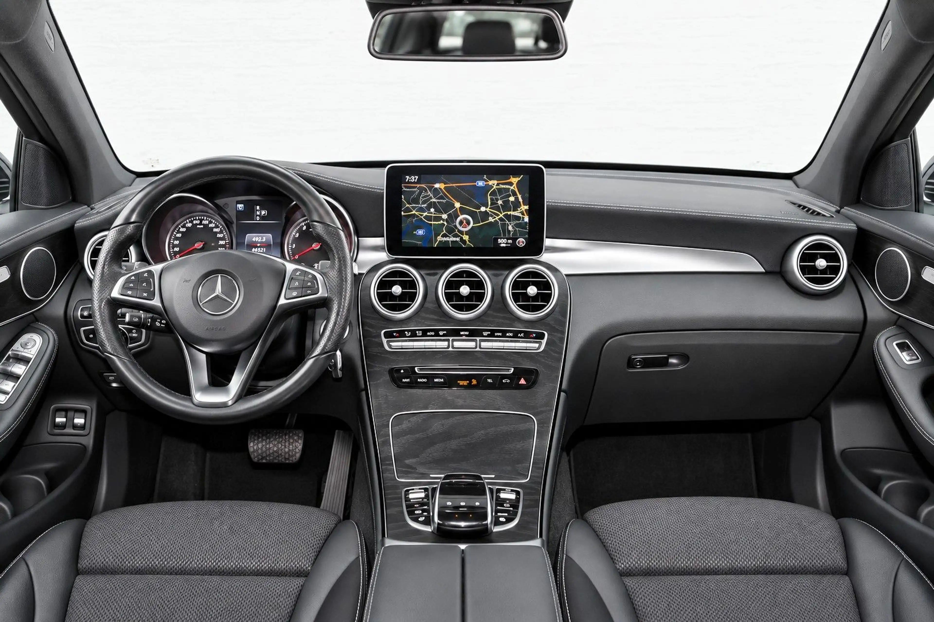 Mercedes-Benz GLC 220 D 4-MATIC EXCLUSIVE*FINANZIERUNG MÖGLICH* — photo 9