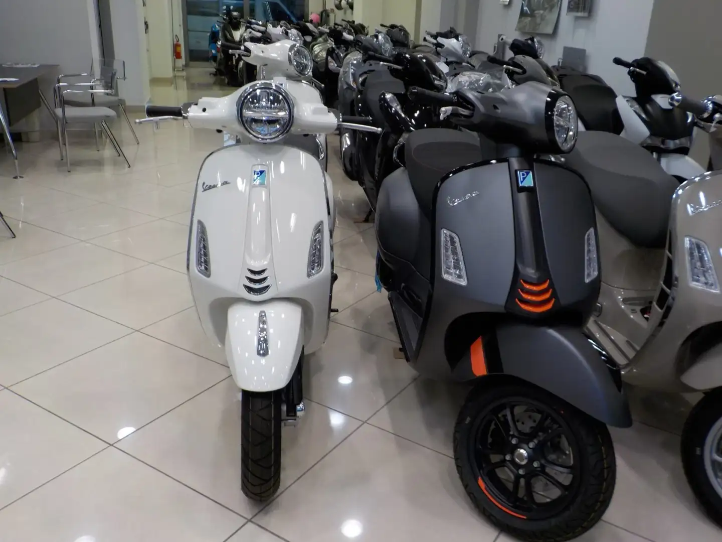 Vespa Elettrica Primavera Elettrica 45 - Promo Ecobonus - 1