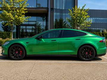 Tesla Model S 70R • 387 pk